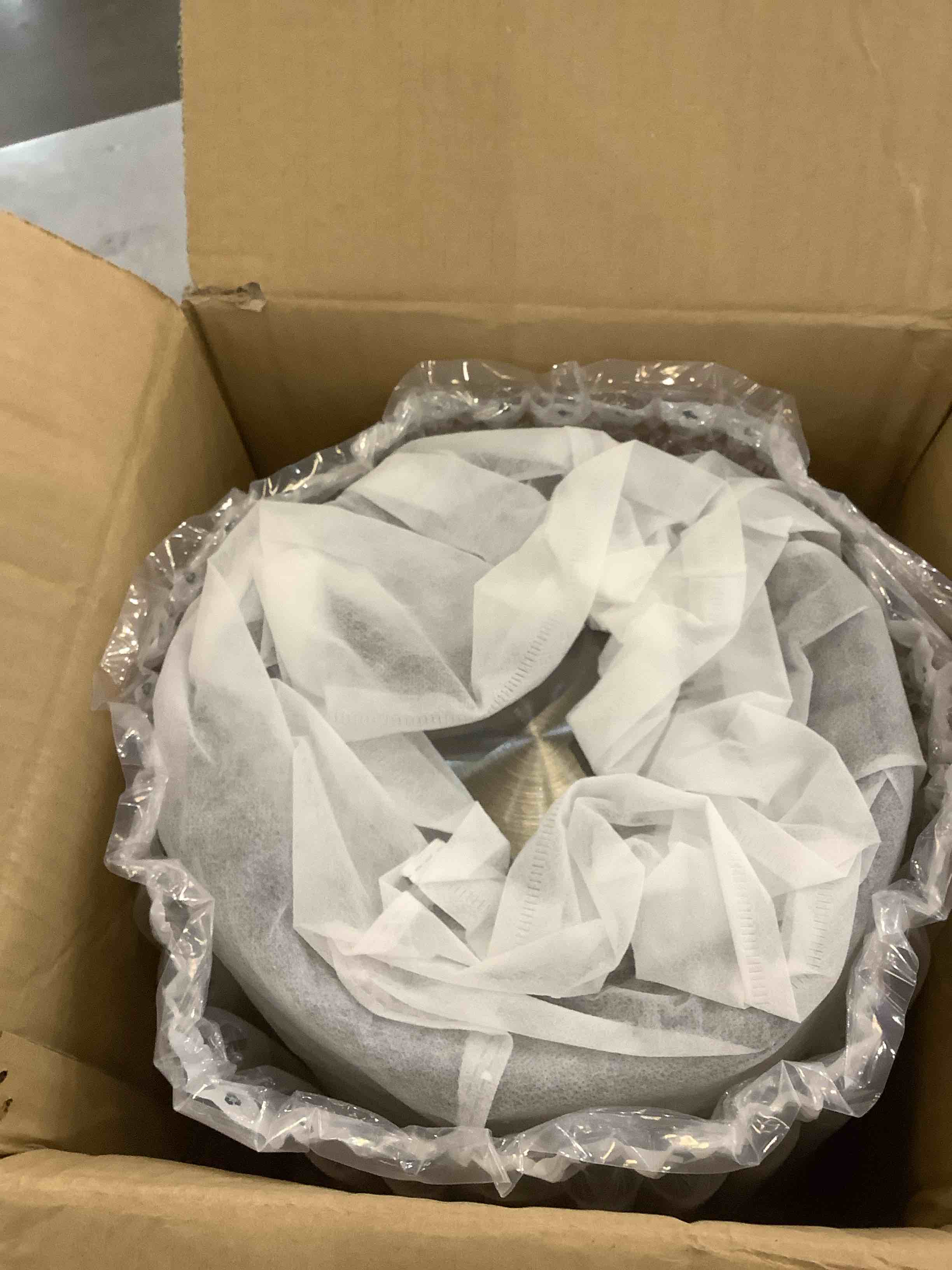 https://s3.amazonaws.com/lotting-images-prod/BargainHunt/EXS01281192_1712152409895.jpeg