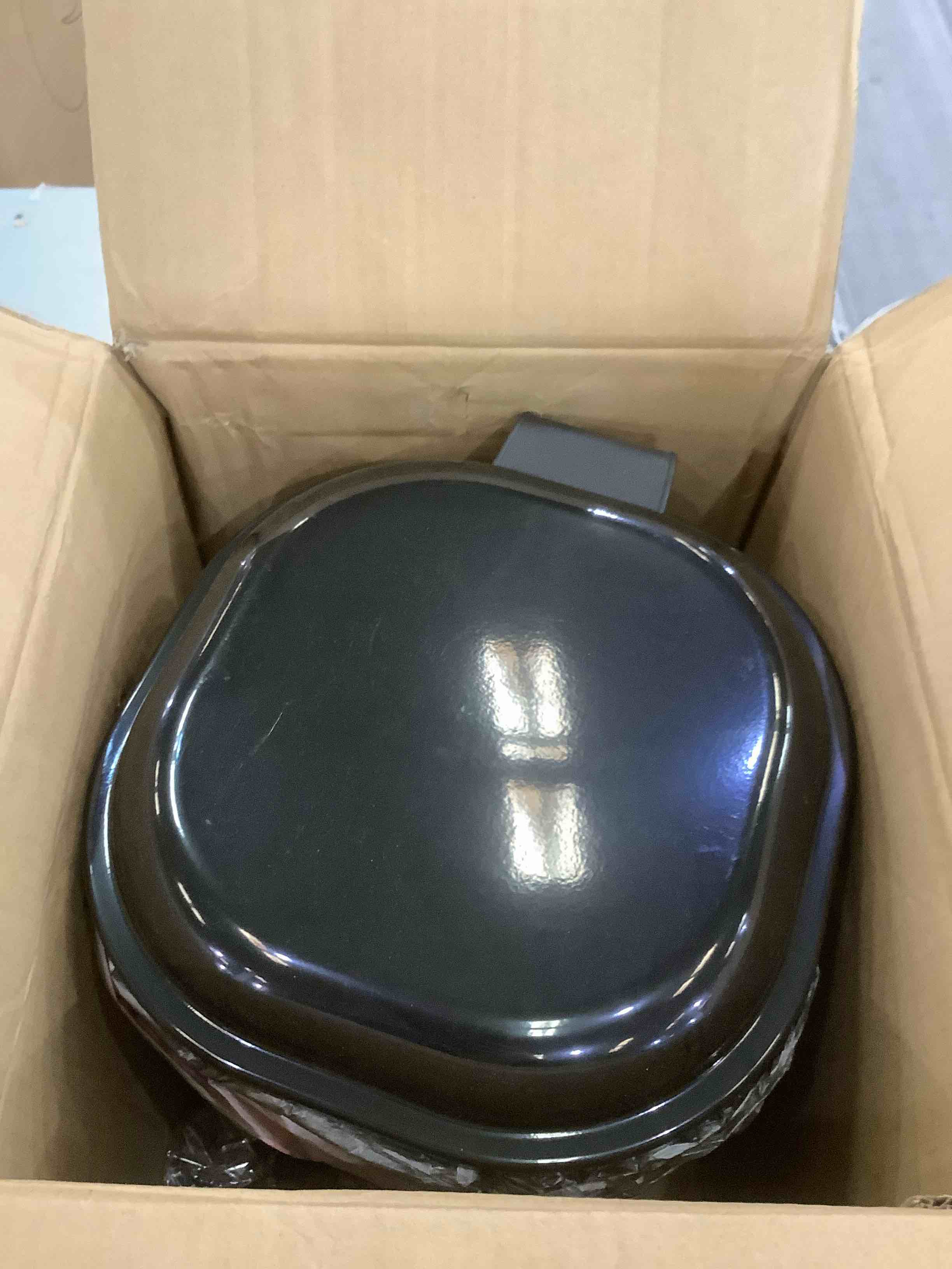 https://s3.amazonaws.com/lotting-images-prod/BargainHunt/EXS01281211_1712154170851.jpeg