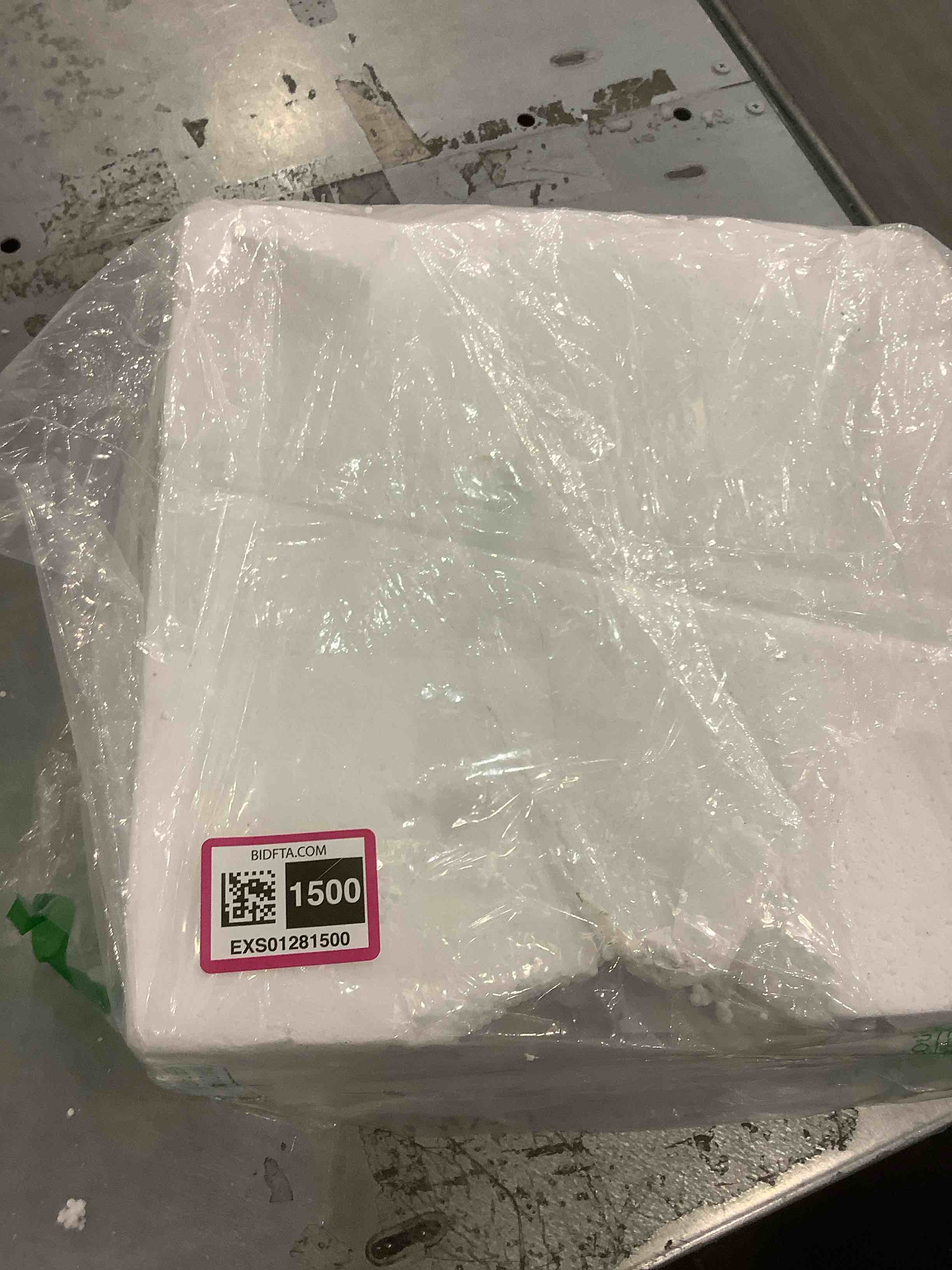 https://s3.amazonaws.com/lotting-images-prod/BargainHunt/EXS01281500_1712320205787.jpeg