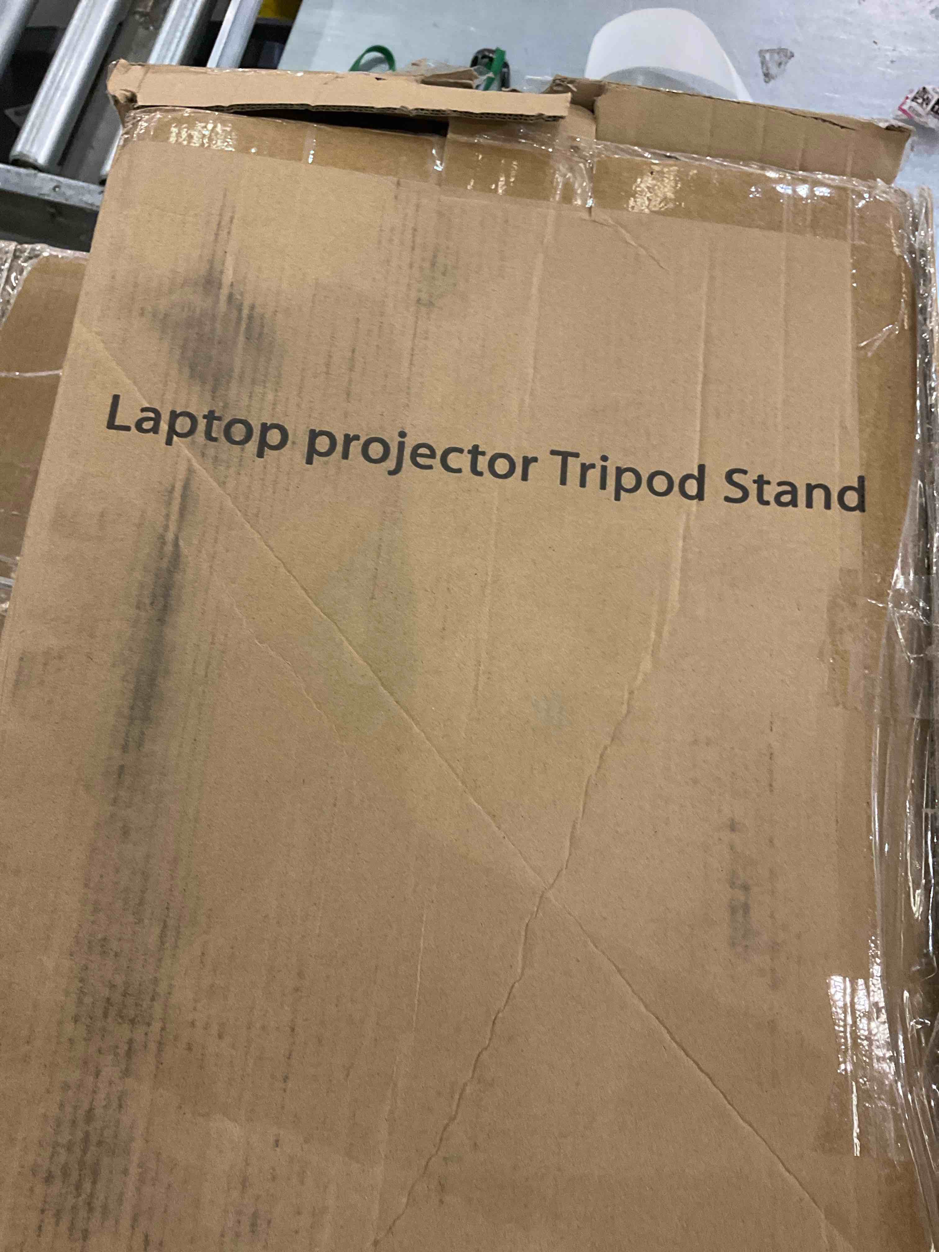 https://s3.amazonaws.com/lotting-images-prod/BargainHunt/EXS01281692_1712683238494.jpeg