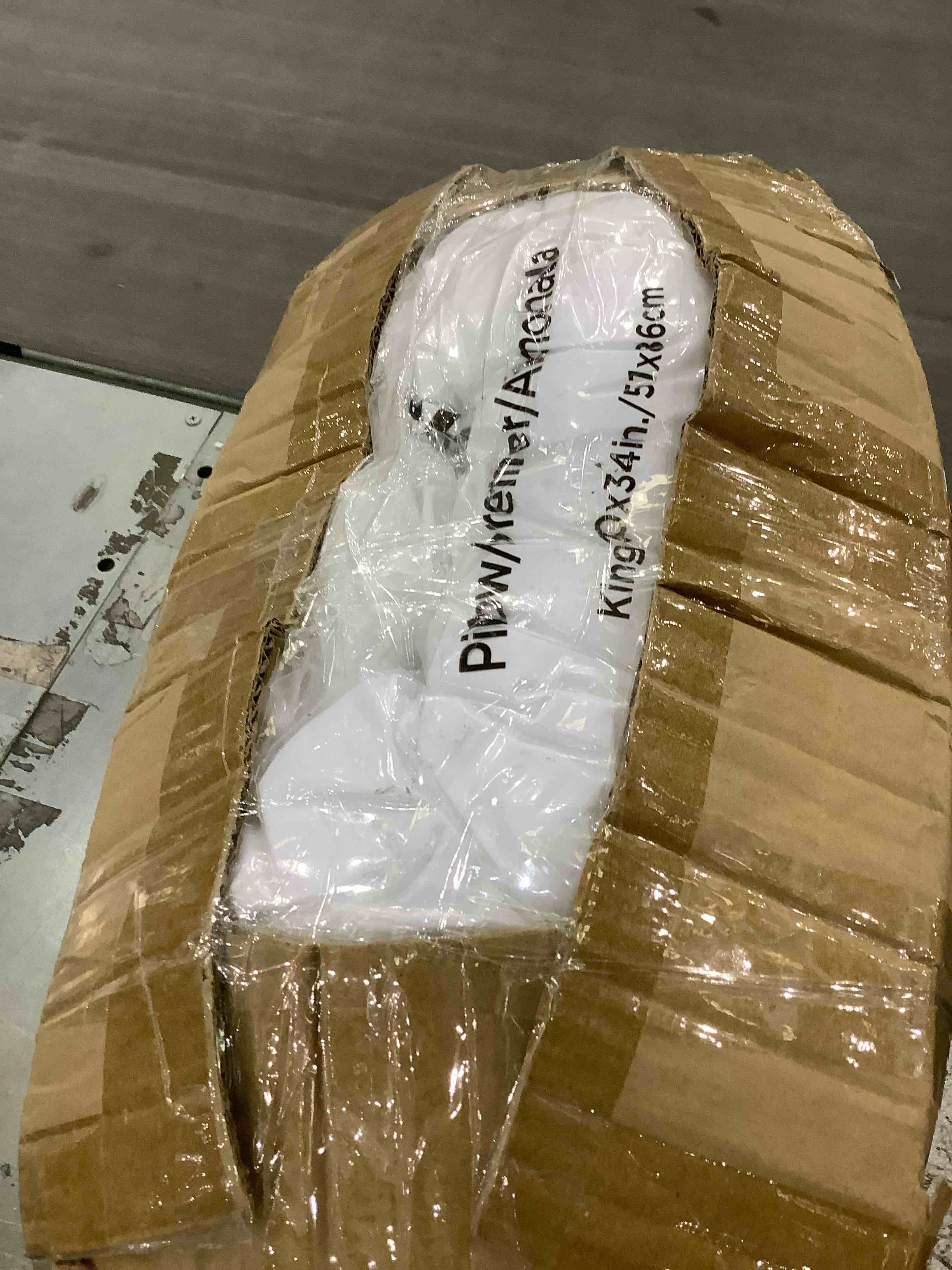 https://s3.amazonaws.com/lotting-images-prod/BargainHunt/EXS01281783_1713548629770.jpeg
