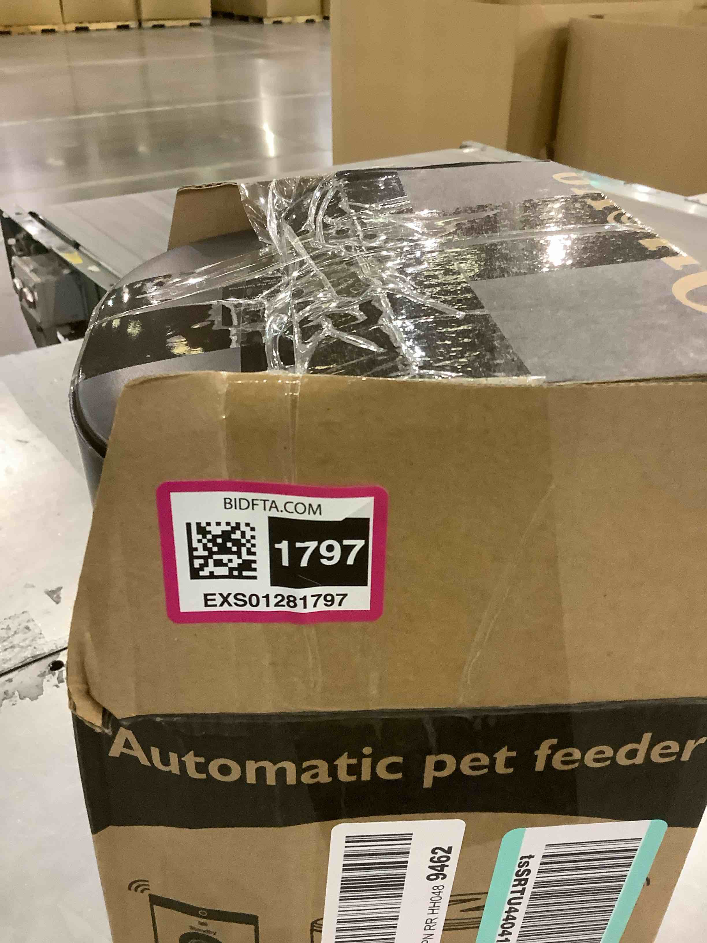 https://s3.amazonaws.com/lotting-images-prod/BargainHunt/EXS01281797_1713551485565.jpeg