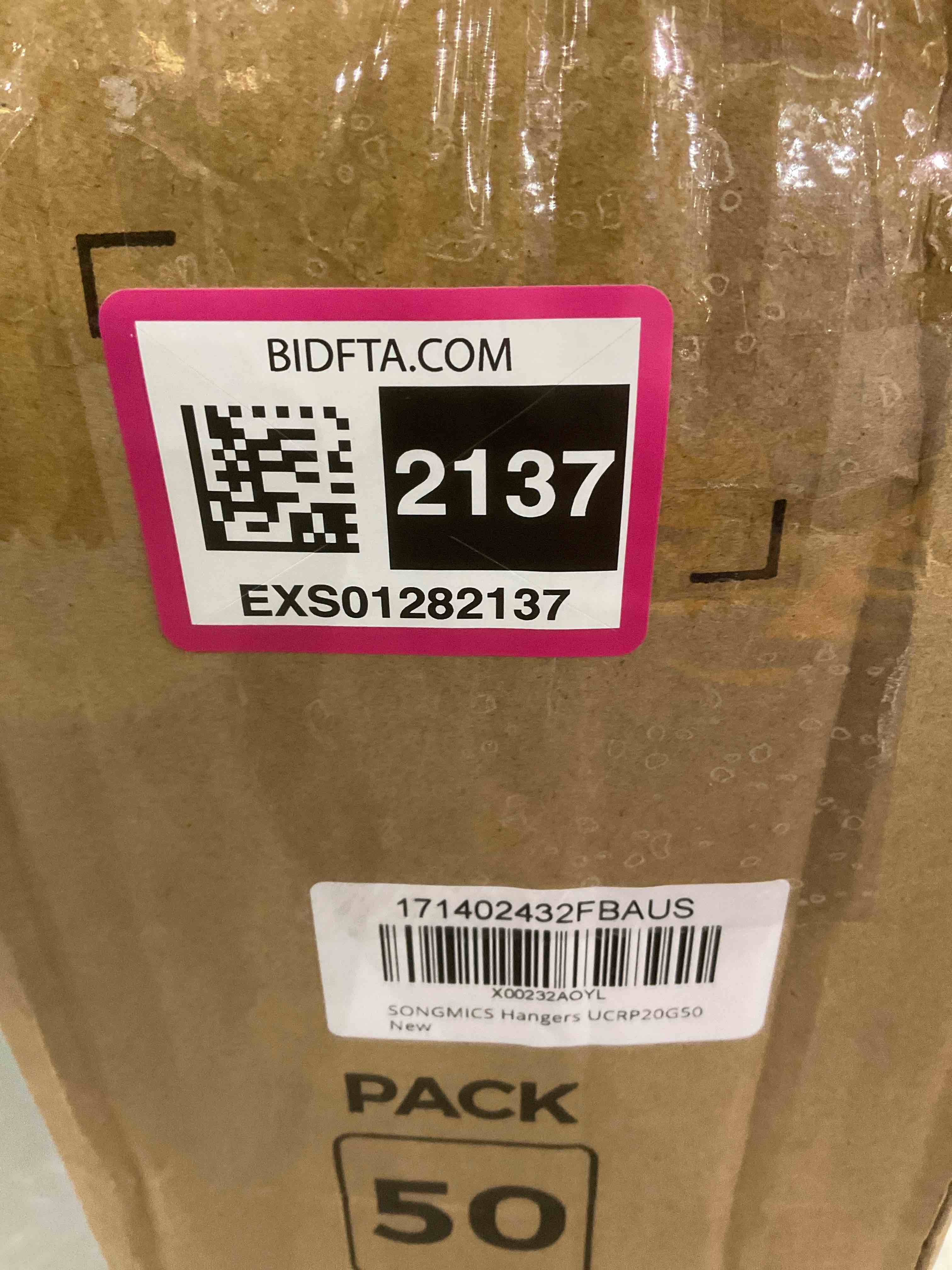 https://s3.amazonaws.com/lotting-images-prod/BargainHunt/EXS01282137_1715868753102.jpeg