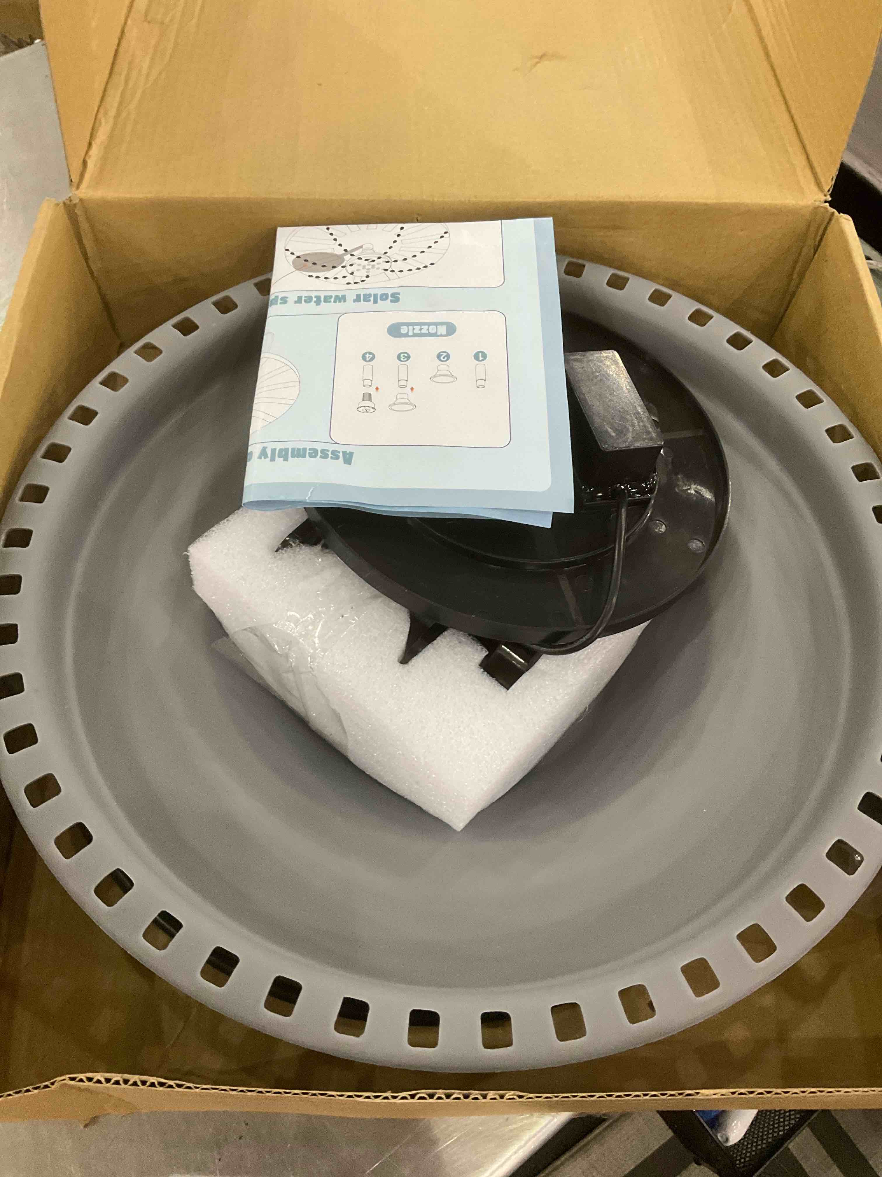 https://s3.amazonaws.com/lotting-images-prod/BargainHunt/EXS01282320_1715957005444.jpeg