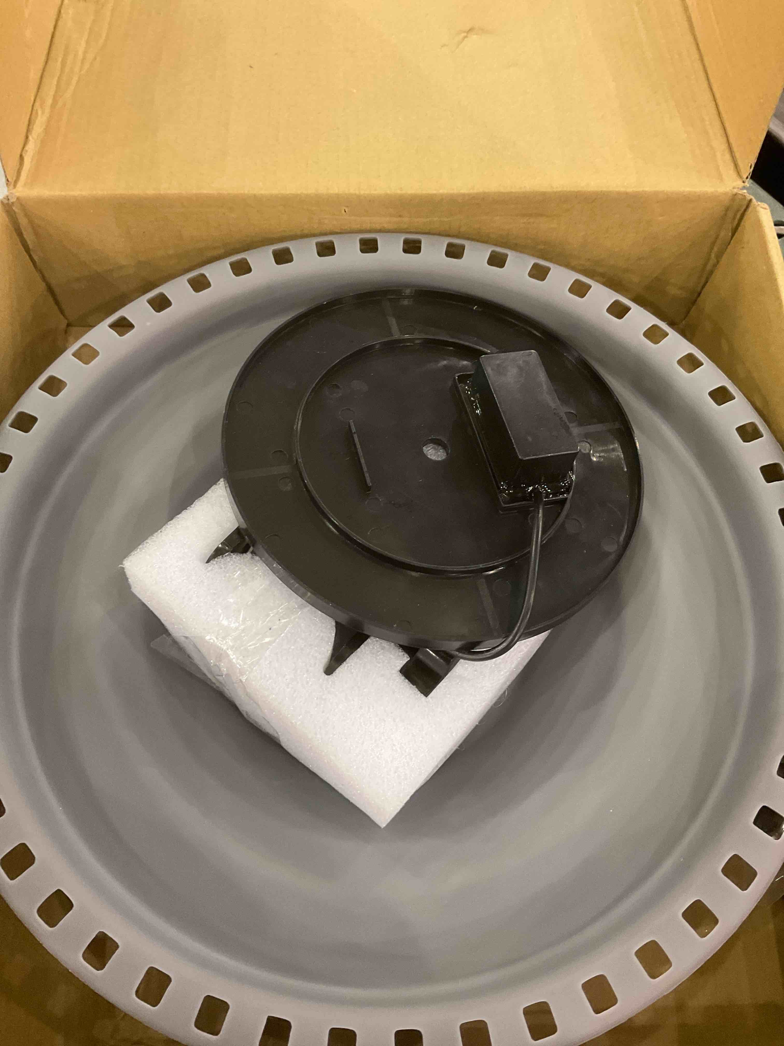 https://s3.amazonaws.com/lotting-images-prod/BargainHunt/EXS01282320_1715957008846.jpeg