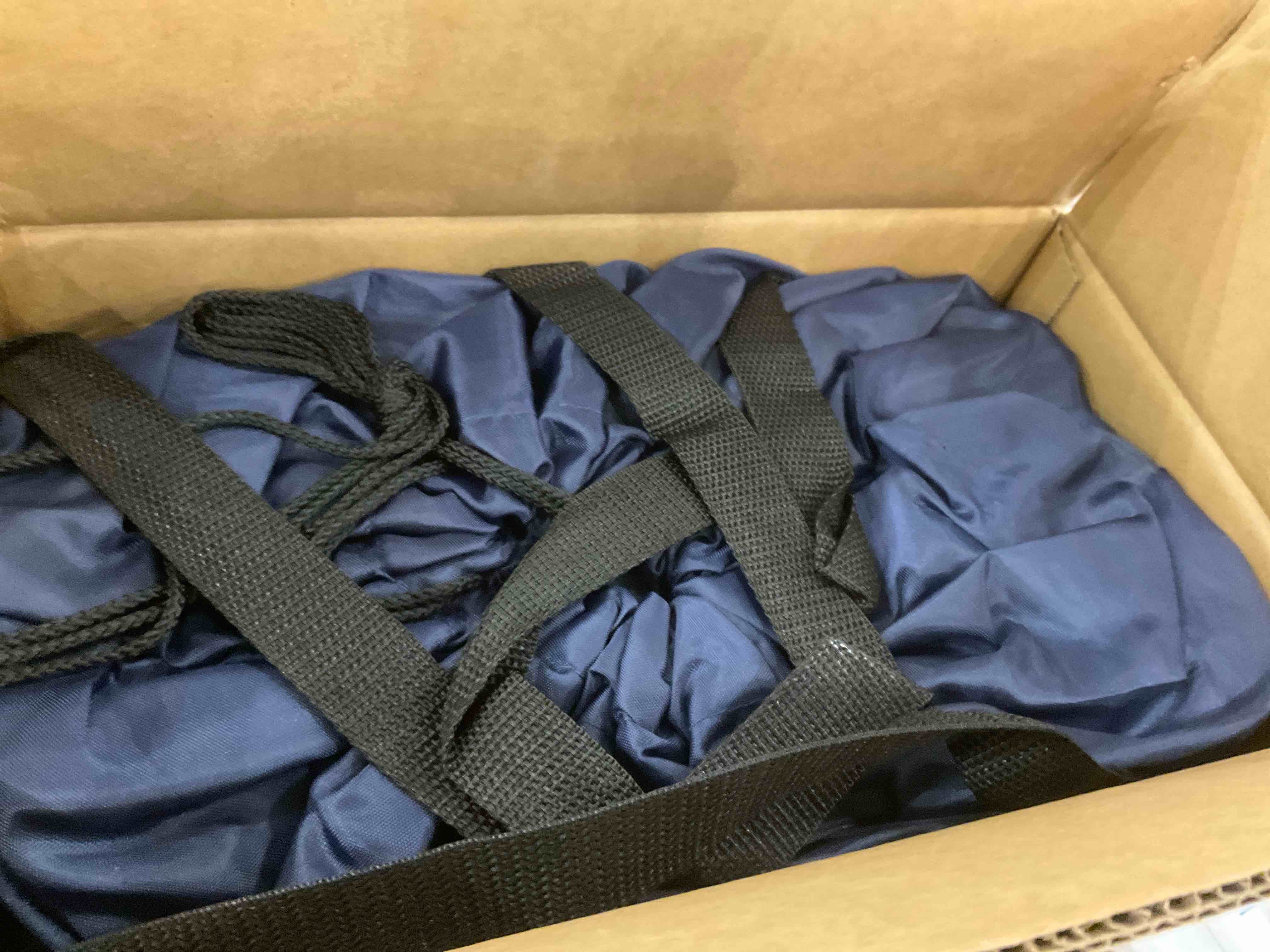 https://s3.amazonaws.com/lotting-images-prod/BargainHunt/EXS01282394_1715972588576.jpeg