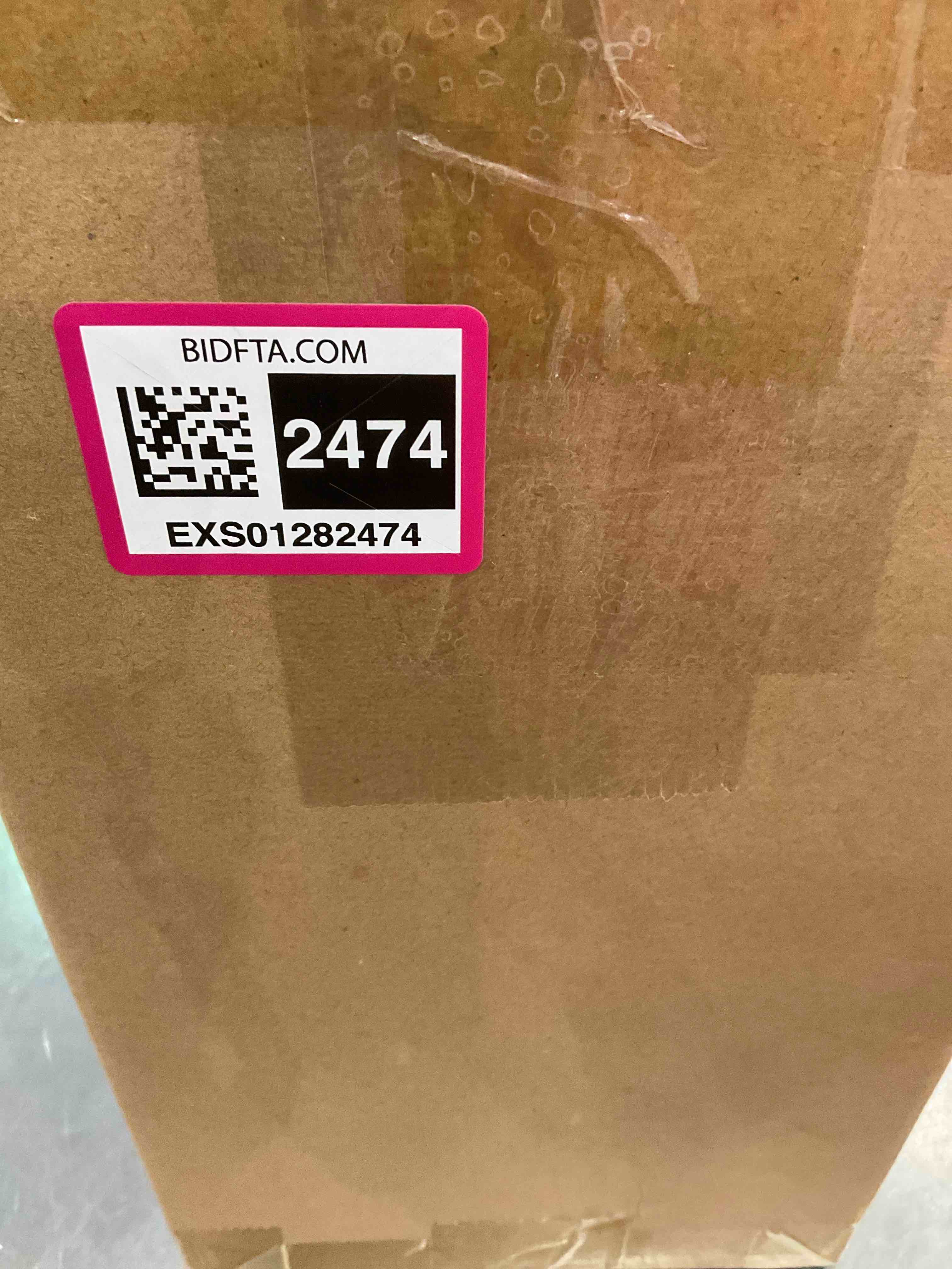 https://s3.amazonaws.com/lotting-images-prod/BargainHunt/EXS01282474_1716215887448.jpeg