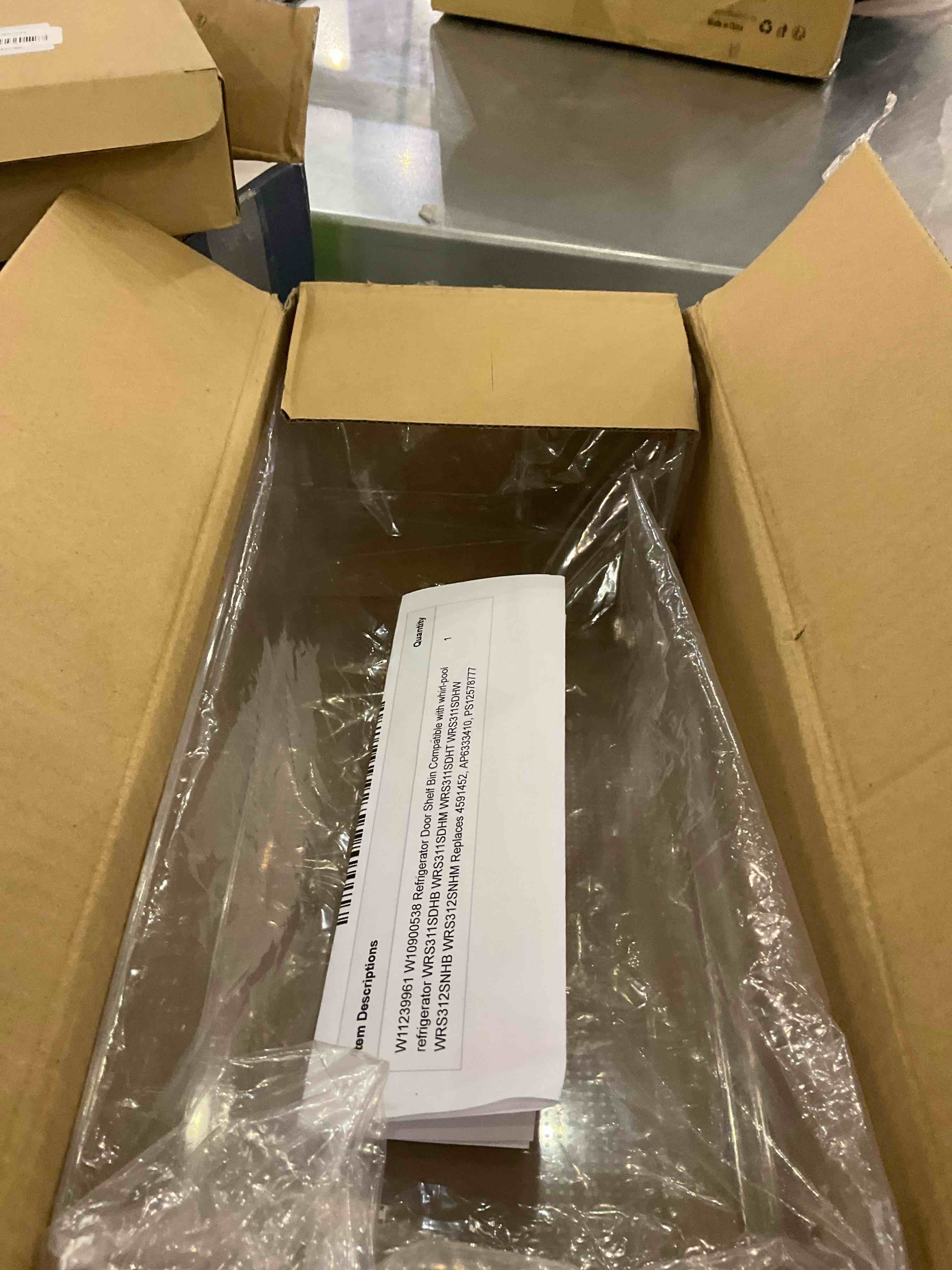 https://s3.amazonaws.com/lotting-images-prod/BargainHunt/EXS01282617_1712169913894.jpeg