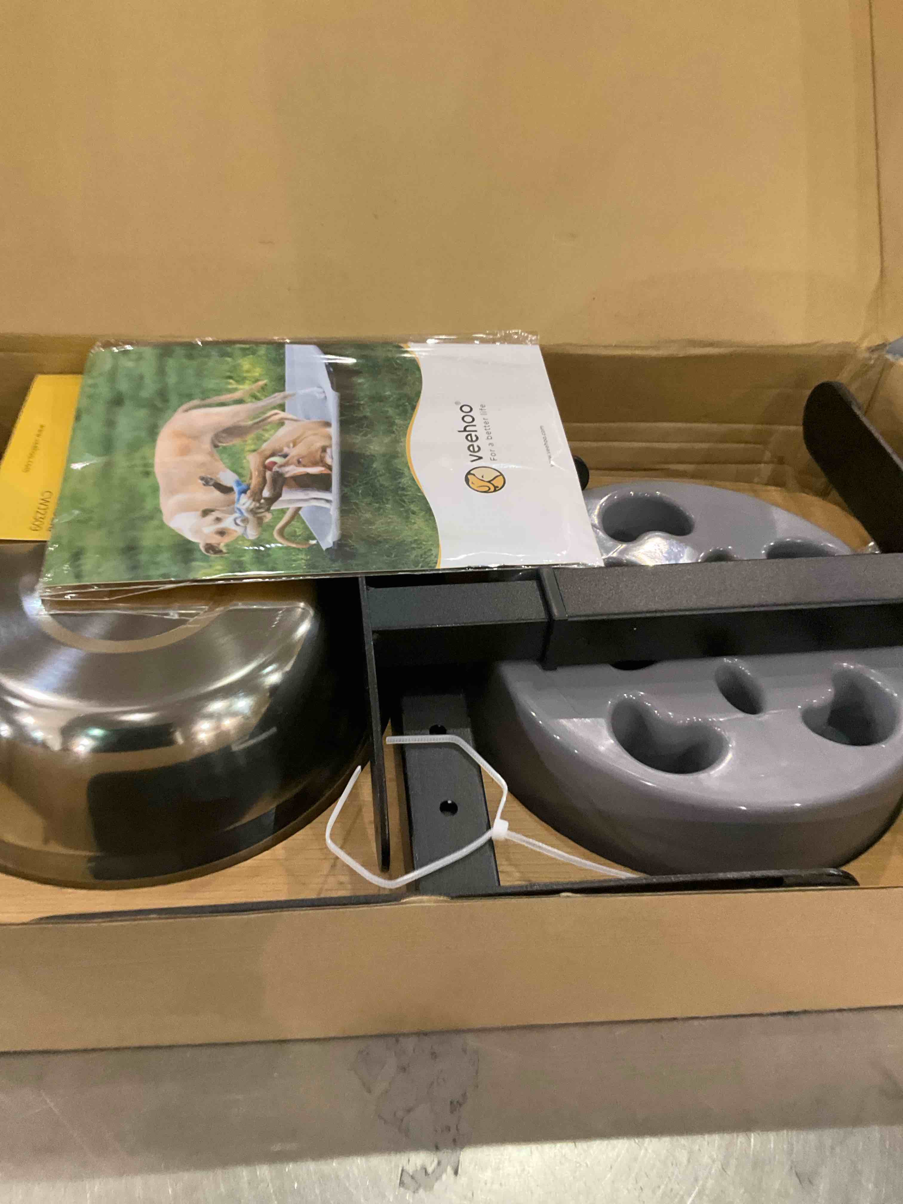 https://s3.amazonaws.com/lotting-images-prod/BargainHunt/EXS01282677_1712231809708.jpeg