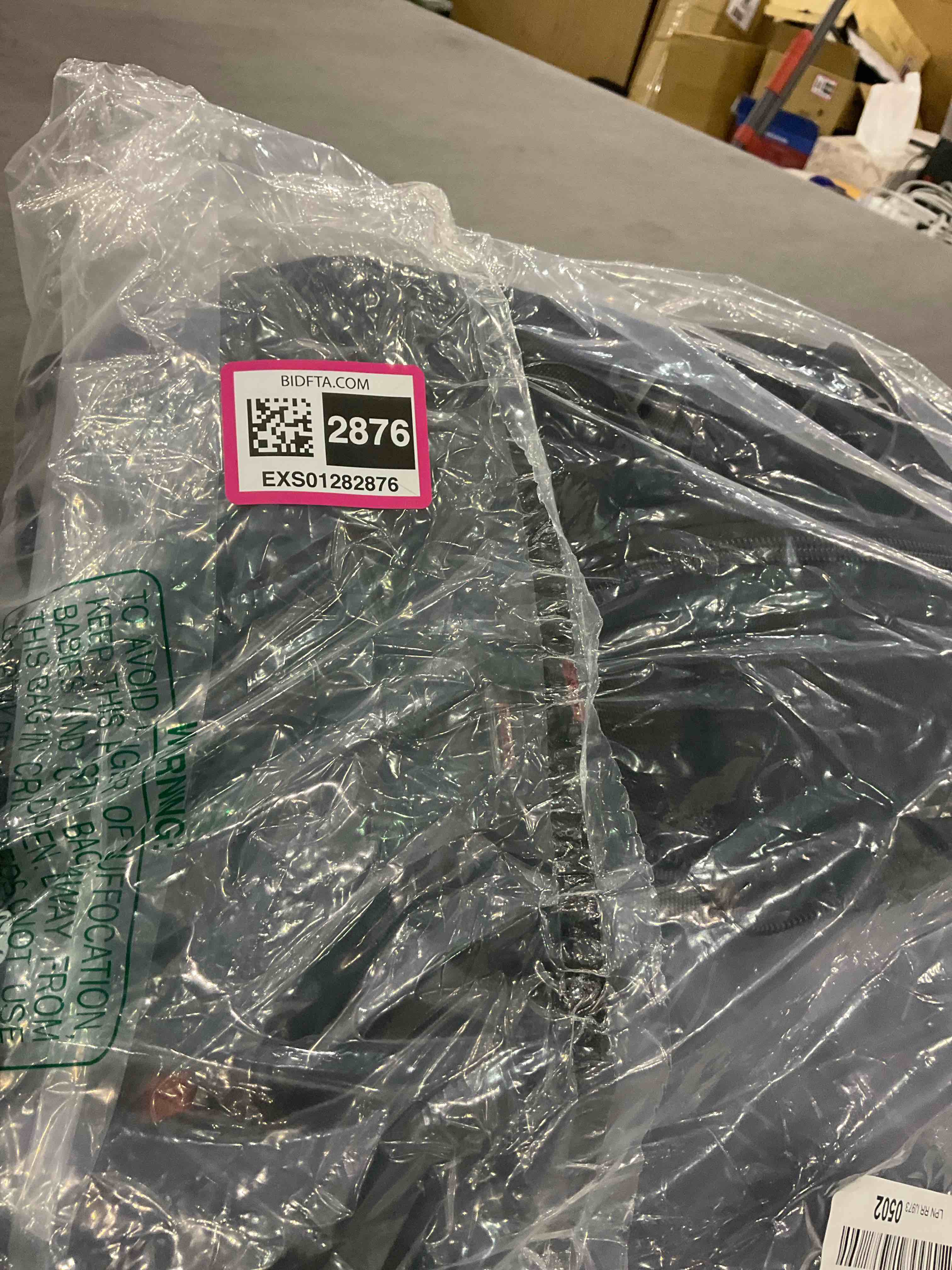 https://s3.amazonaws.com/lotting-images-prod/BargainHunt/EXS01282876_1712317092616.jpeg