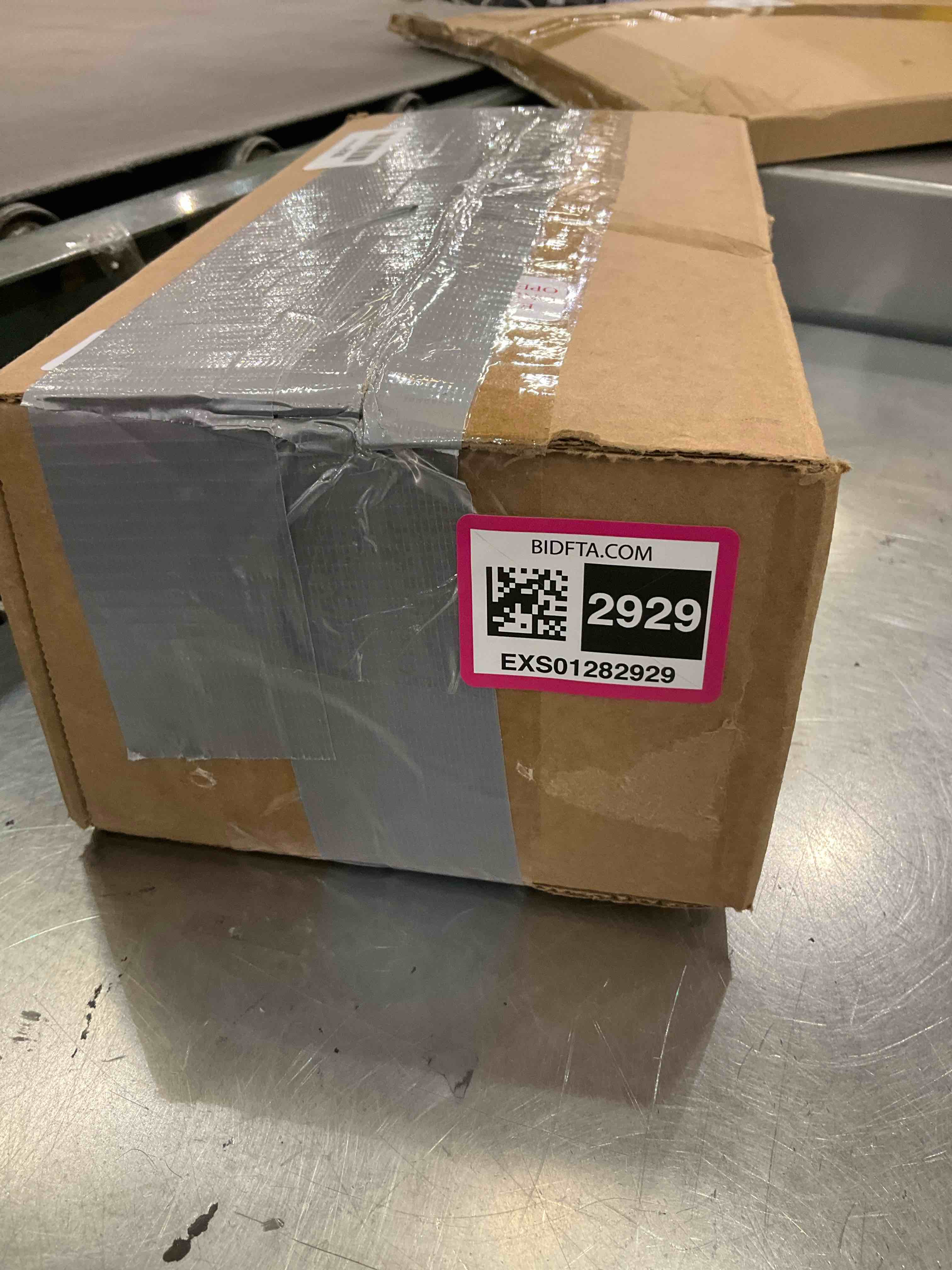 https://s3.amazonaws.com/lotting-images-prod/BargainHunt/EXS01282929_1712326359918.jpeg