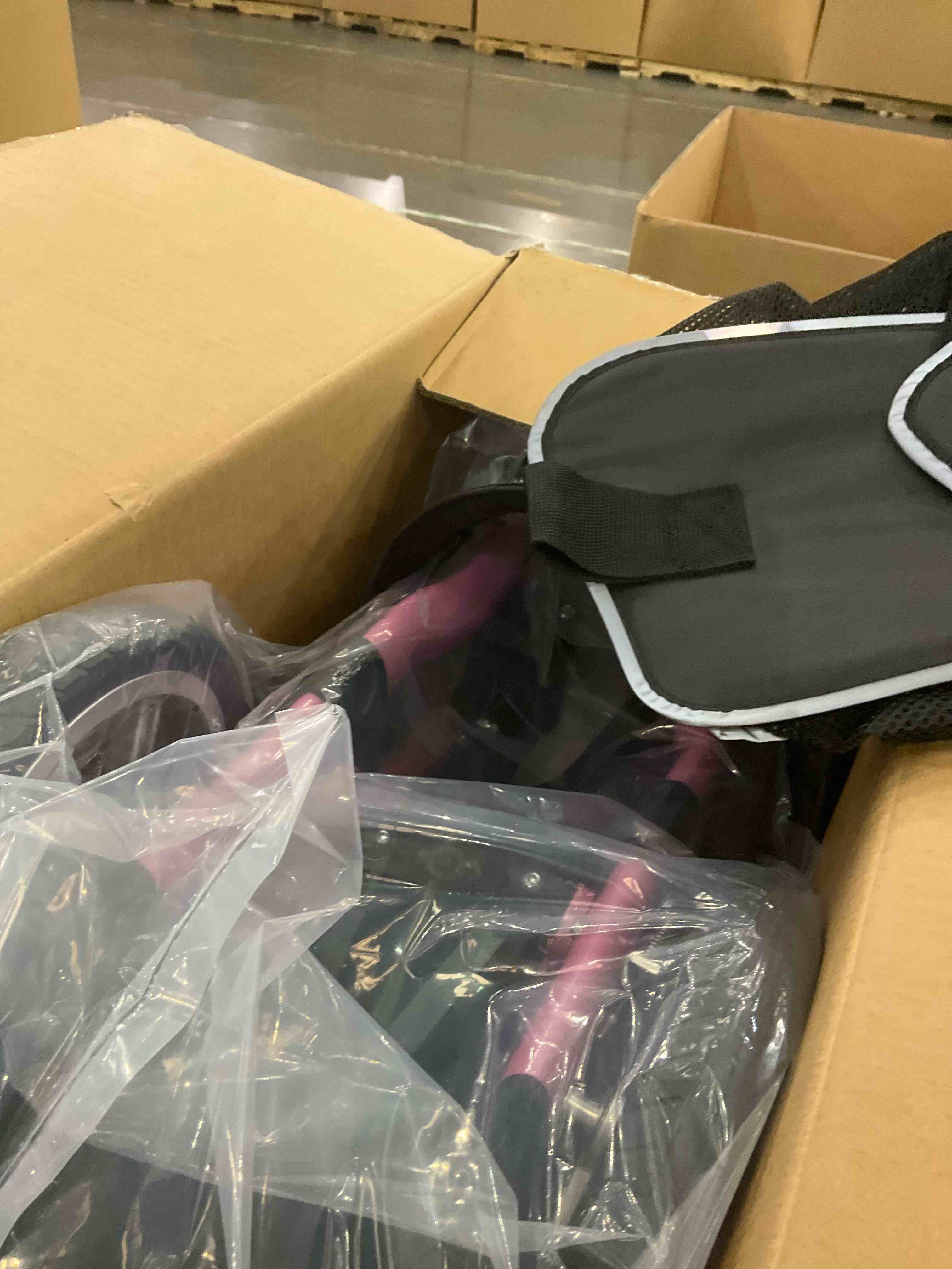 https://s3.amazonaws.com/lotting-images-prod/BargainHunt/EXS01283056_1712596872458.jpeg