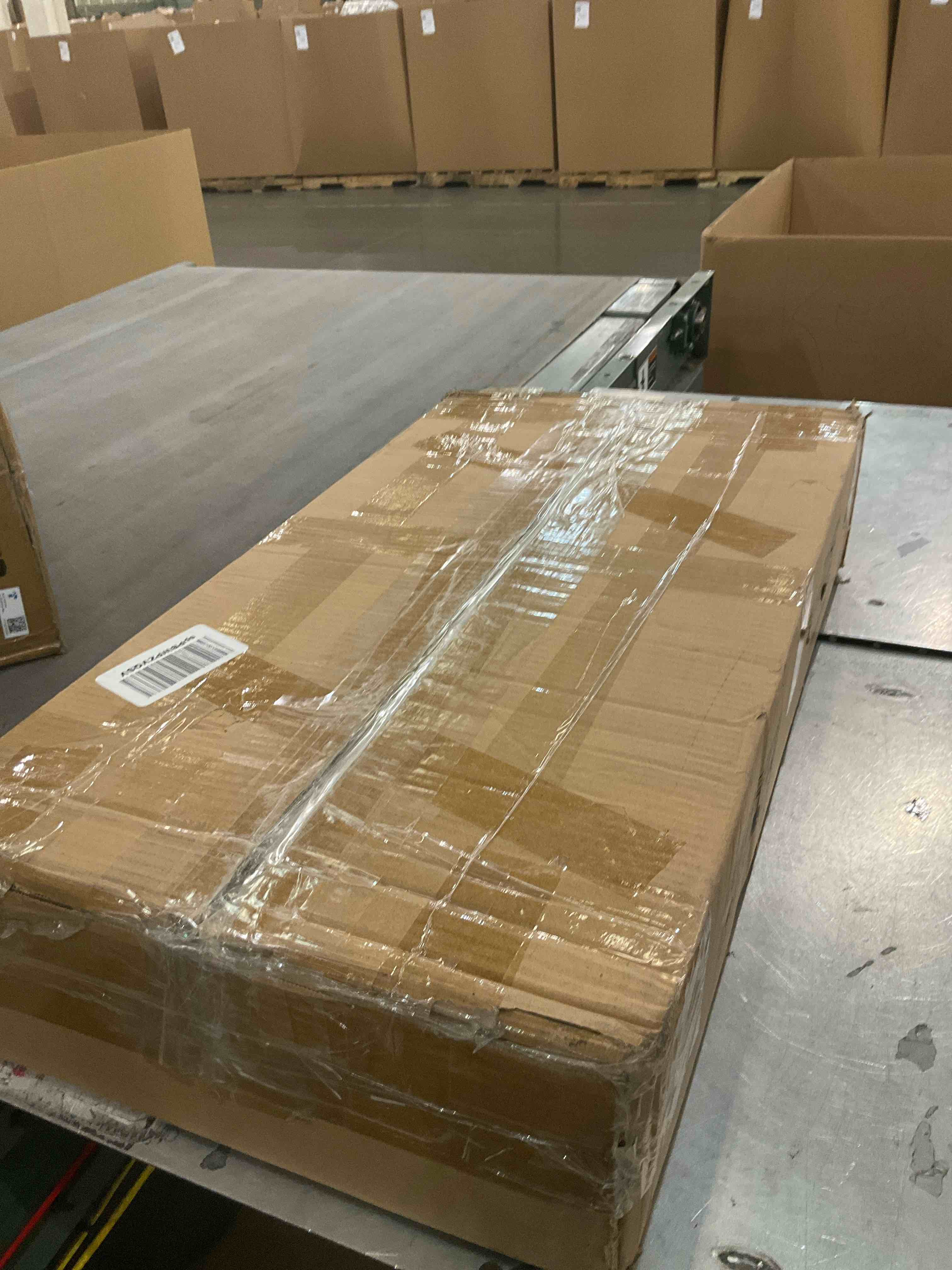 https://s3.amazonaws.com/lotting-images-prod/BargainHunt/EXS01283058_1712597010247.jpeg
