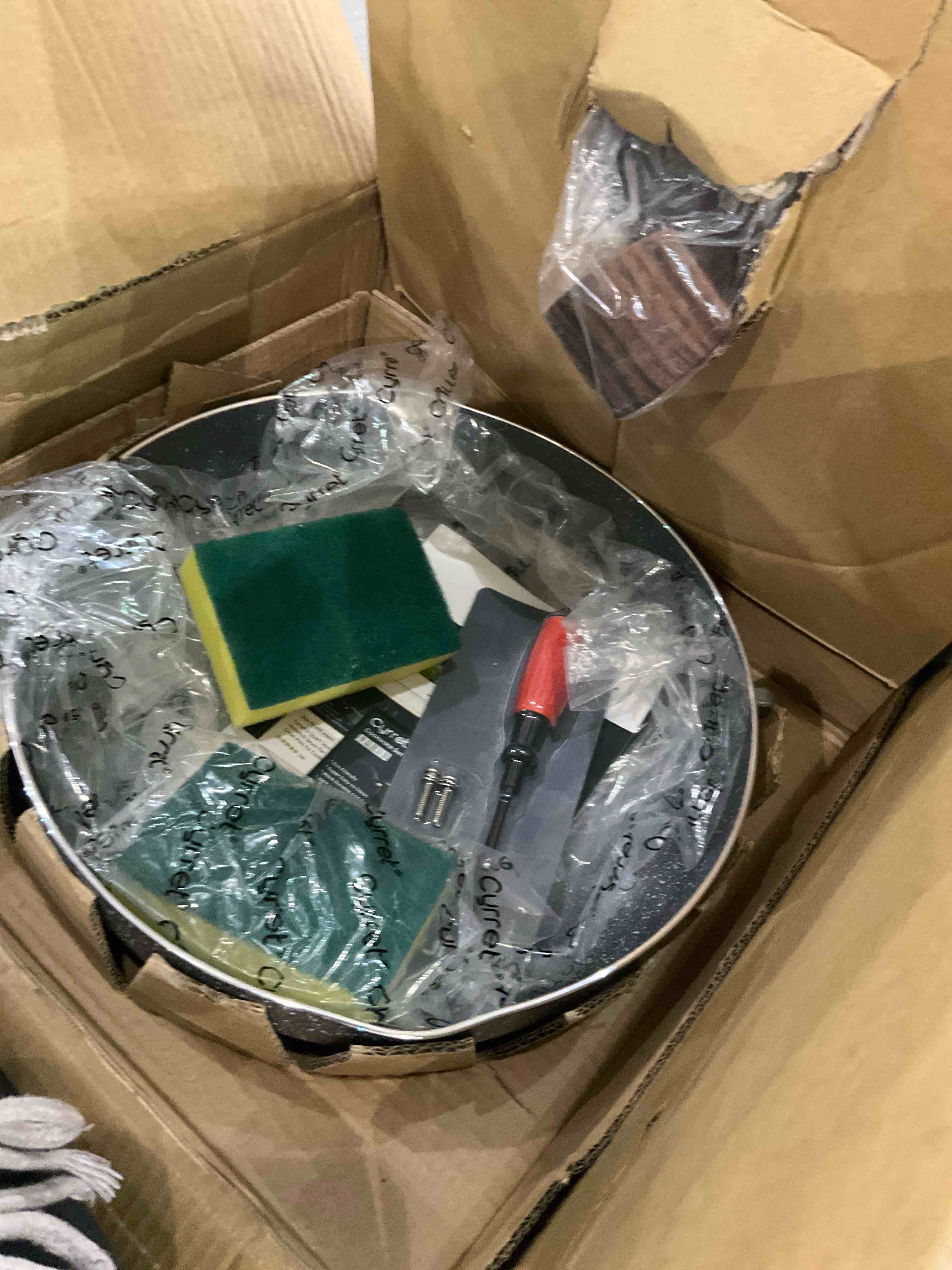 https://s3.amazonaws.com/lotting-images-prod/BargainHunt/EXS01283144_1712666591029.jpeg