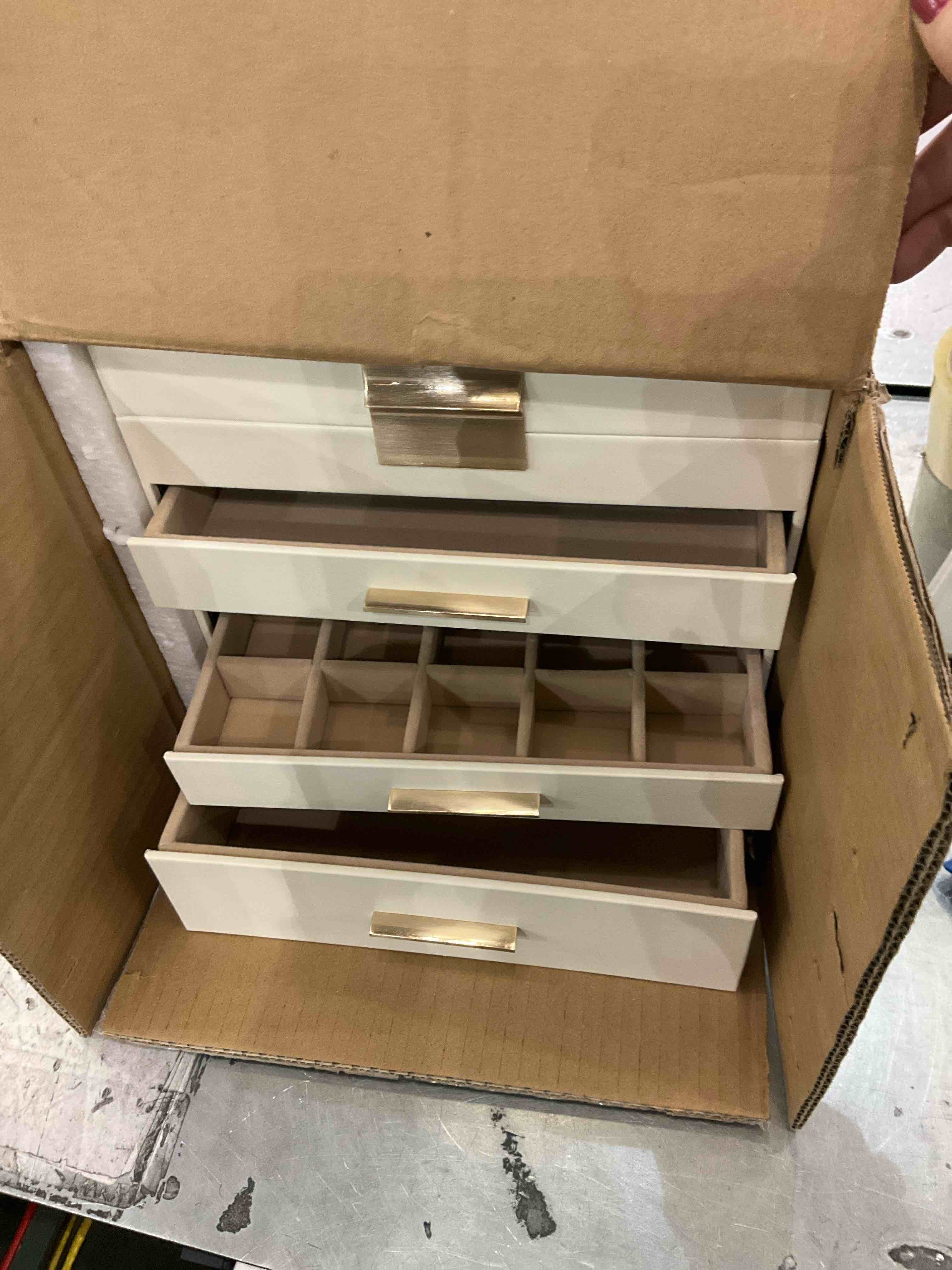 Somduy Jewelry Box, 5 Layers Jewelry Storage Display Box with Glass Lid for Women, 4 Drawers,Large Capacity for Necklace Earrings Bracelets Rings,White