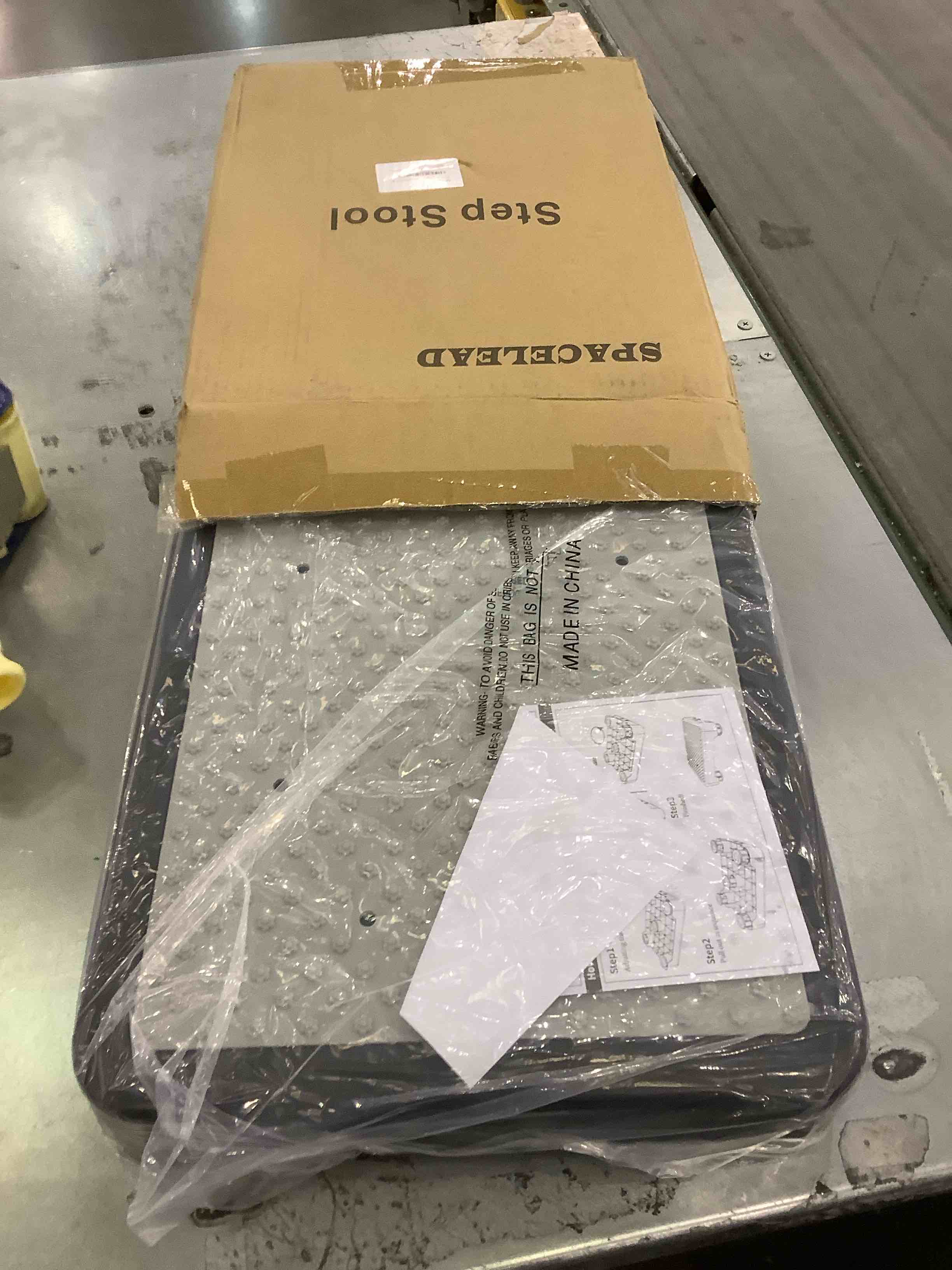 https://s3.amazonaws.com/lotting-images-prod/BargainHunt/EXS01283633_1712342466662.jpeg