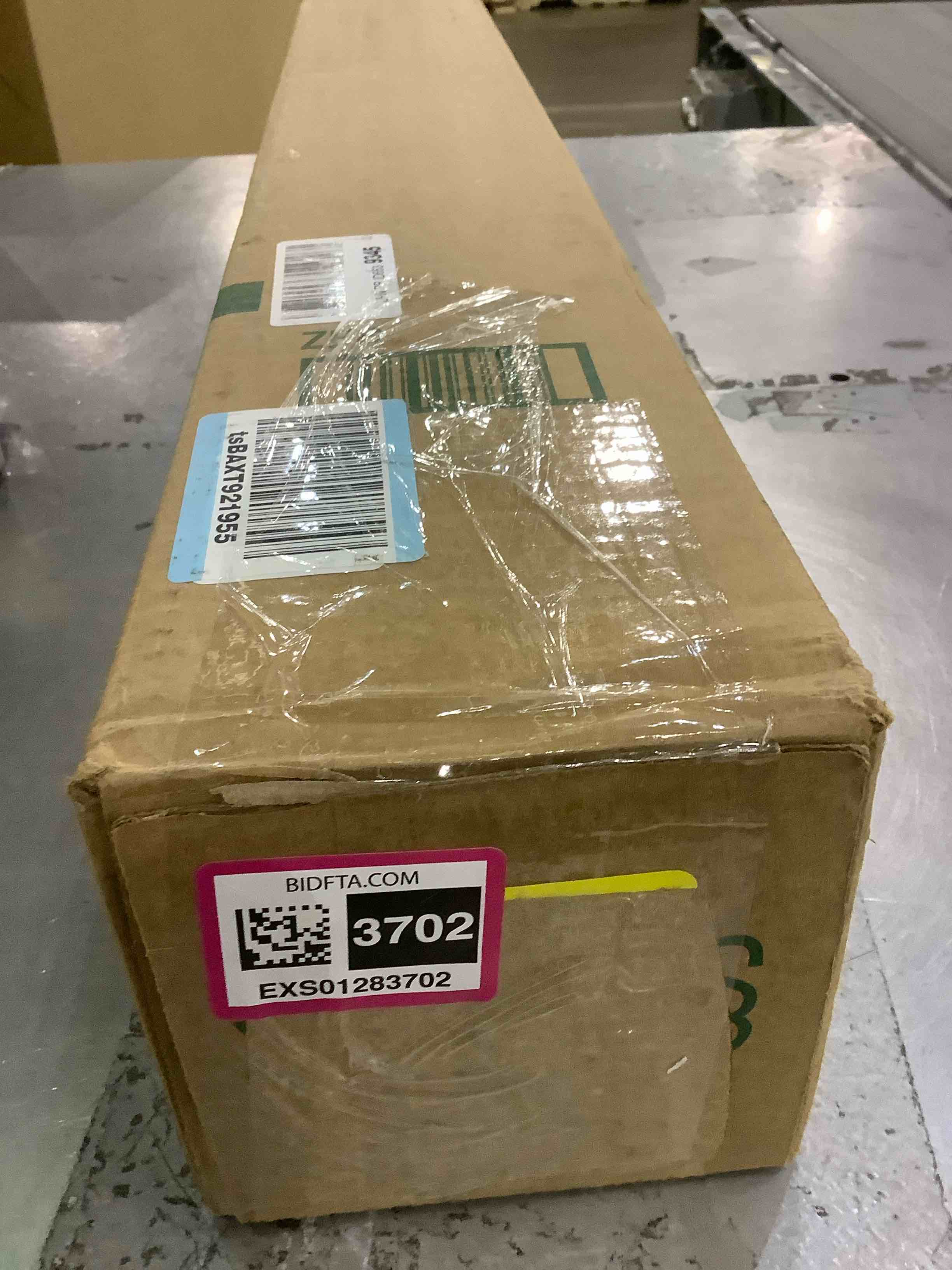https://s3.amazonaws.com/lotting-images-prod/BargainHunt/EXS01283702_1712666981495.jpeg