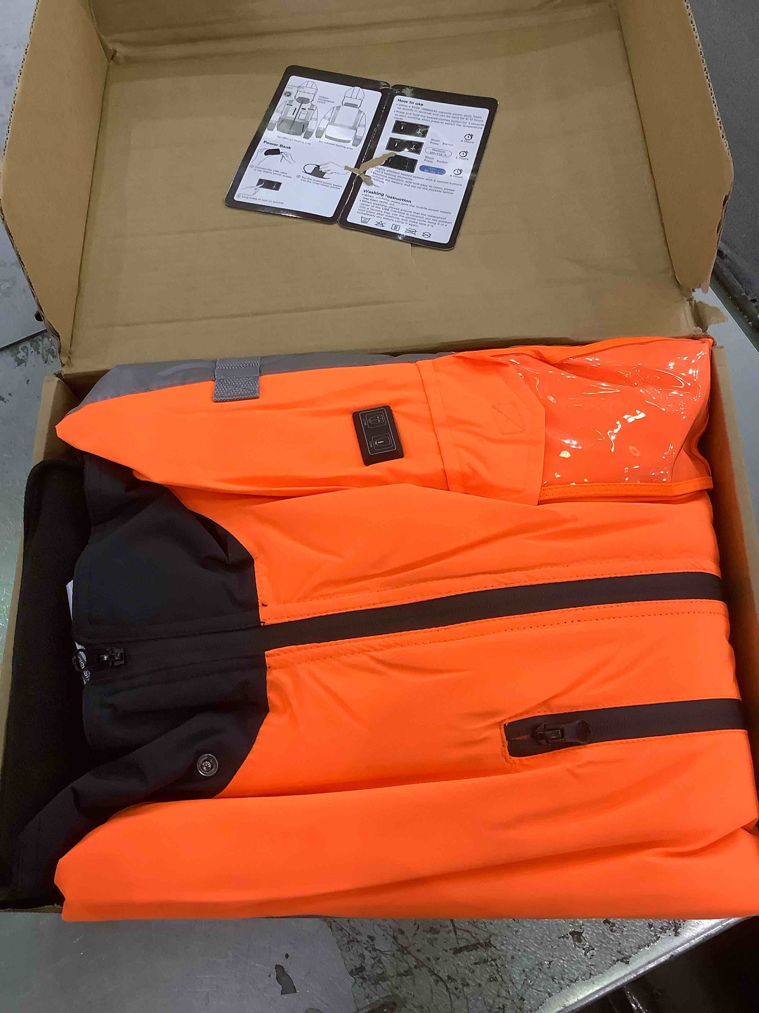 https://s3.amazonaws.com/lotting-images-prod/BargainHunt/EXS01283776_1712677258758.jpeg