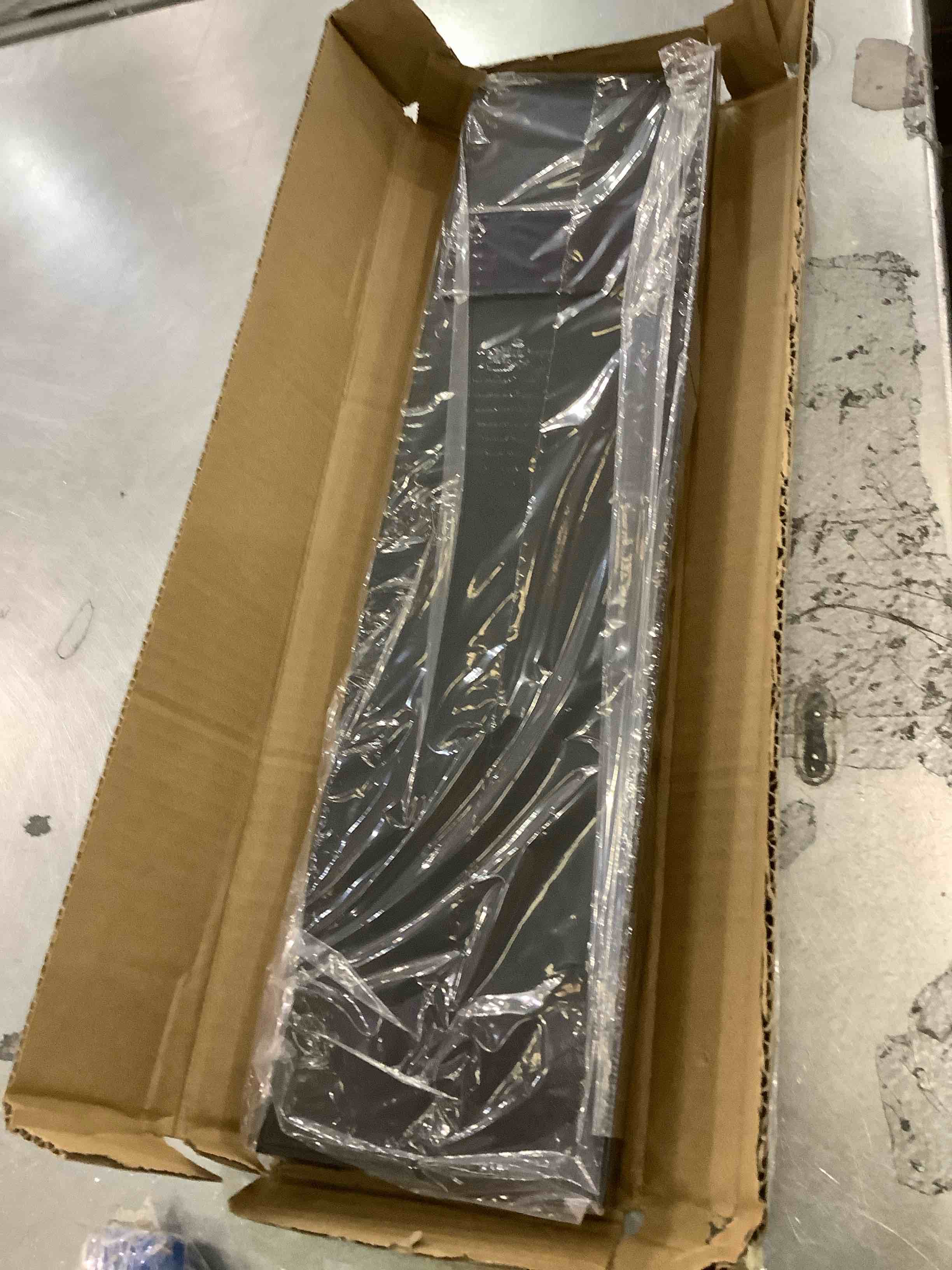 https://s3.amazonaws.com/lotting-images-prod/BargainHunt/EXS01283778_1712677396237.jpeg