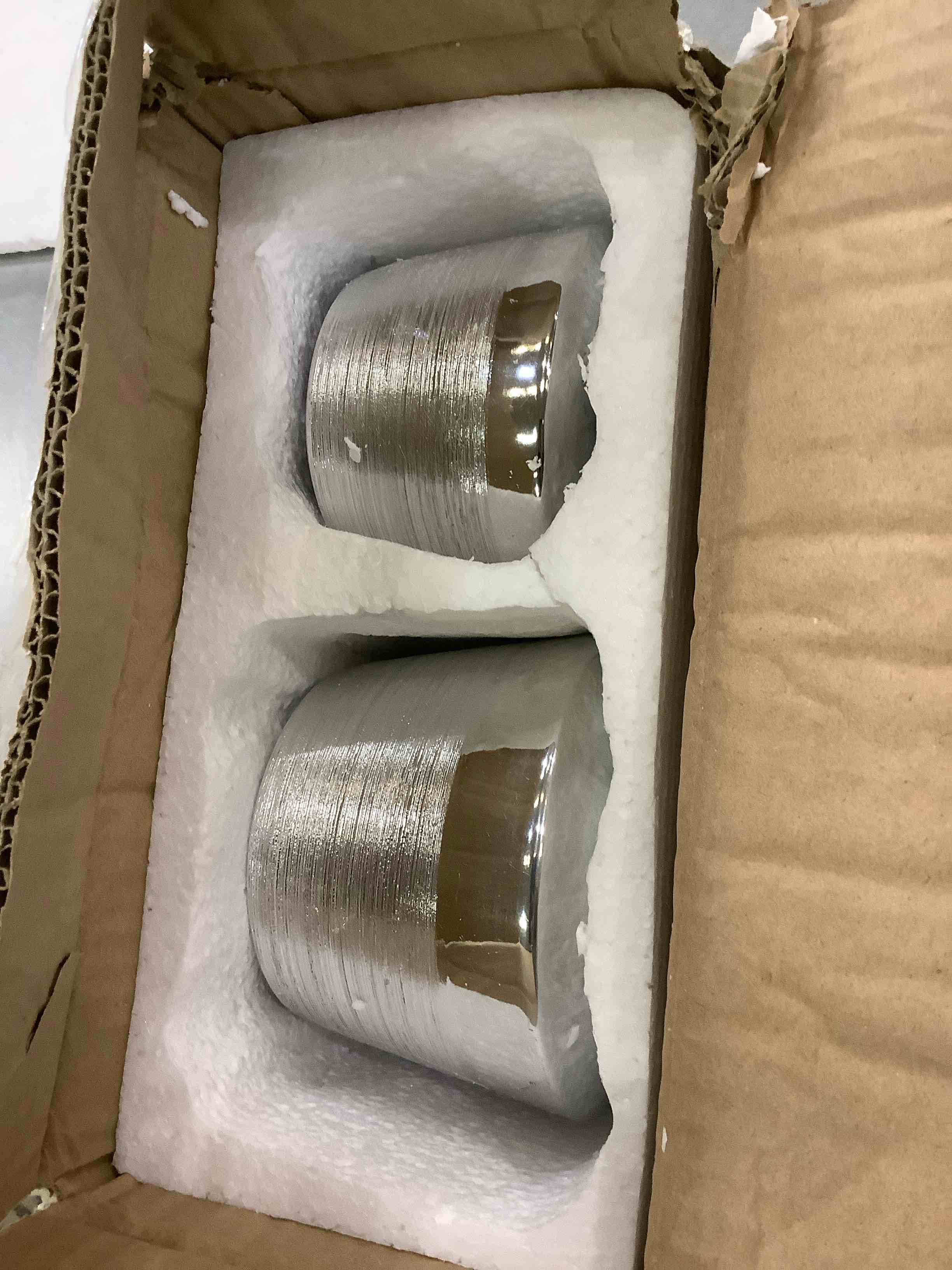 ceramic pot metallic finished 2 styles assorted silver