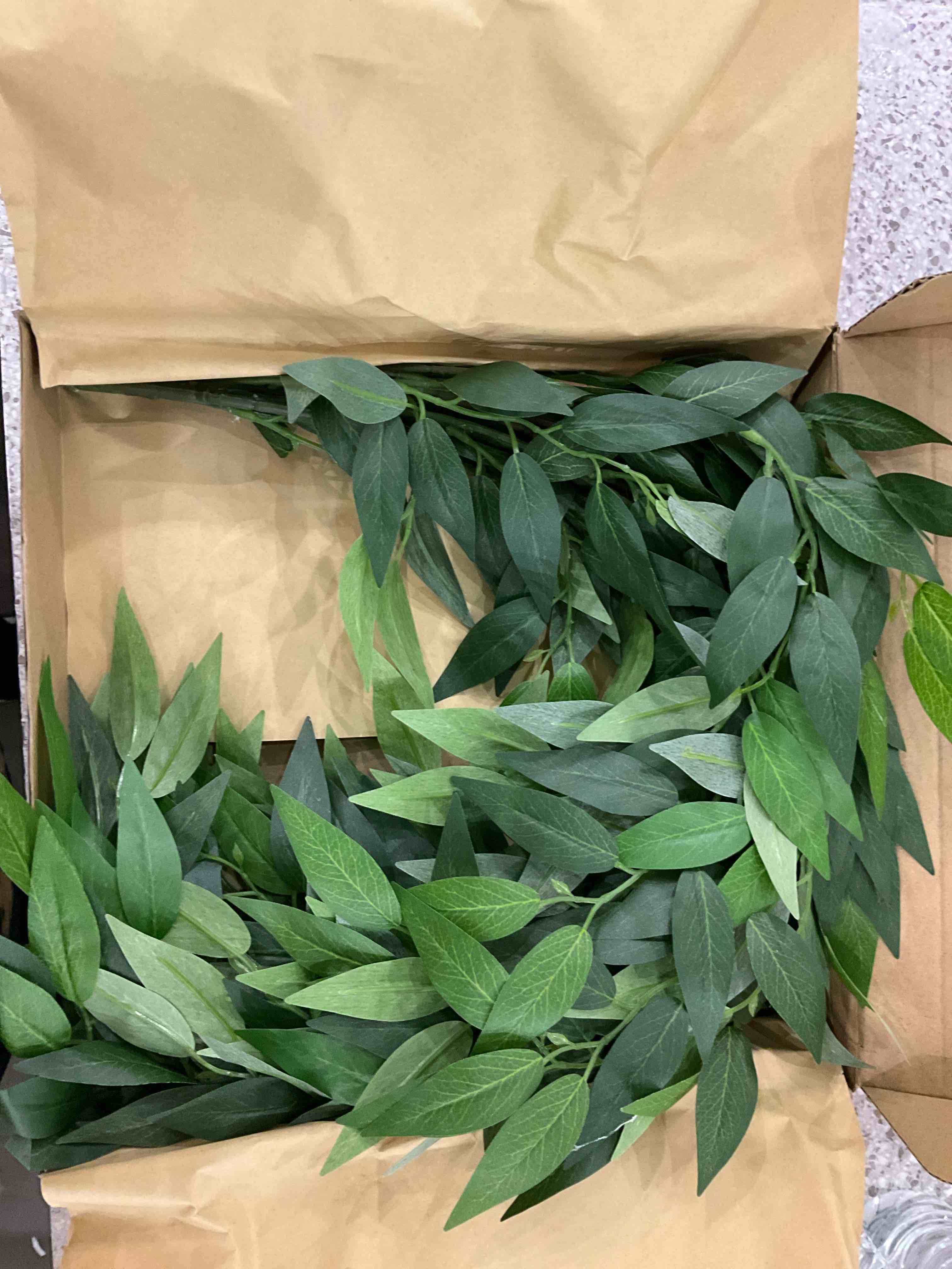 https://s3.amazonaws.com/lotting-images-prod/BargainHunt/EXS01284041_1712676738951.jpeg