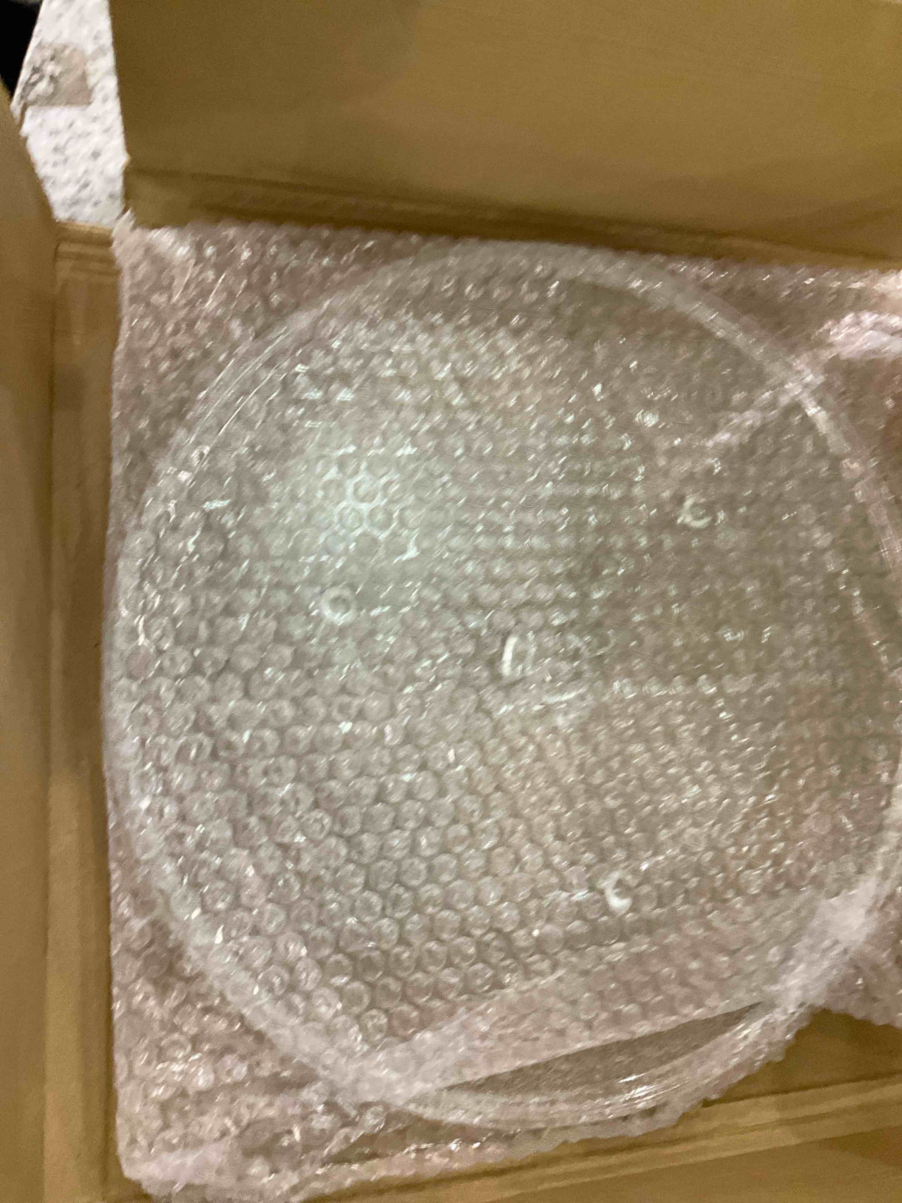 https://s3.amazonaws.com/lotting-images-prod/BargainHunt/EXS01284042_1712676870493.jpeg