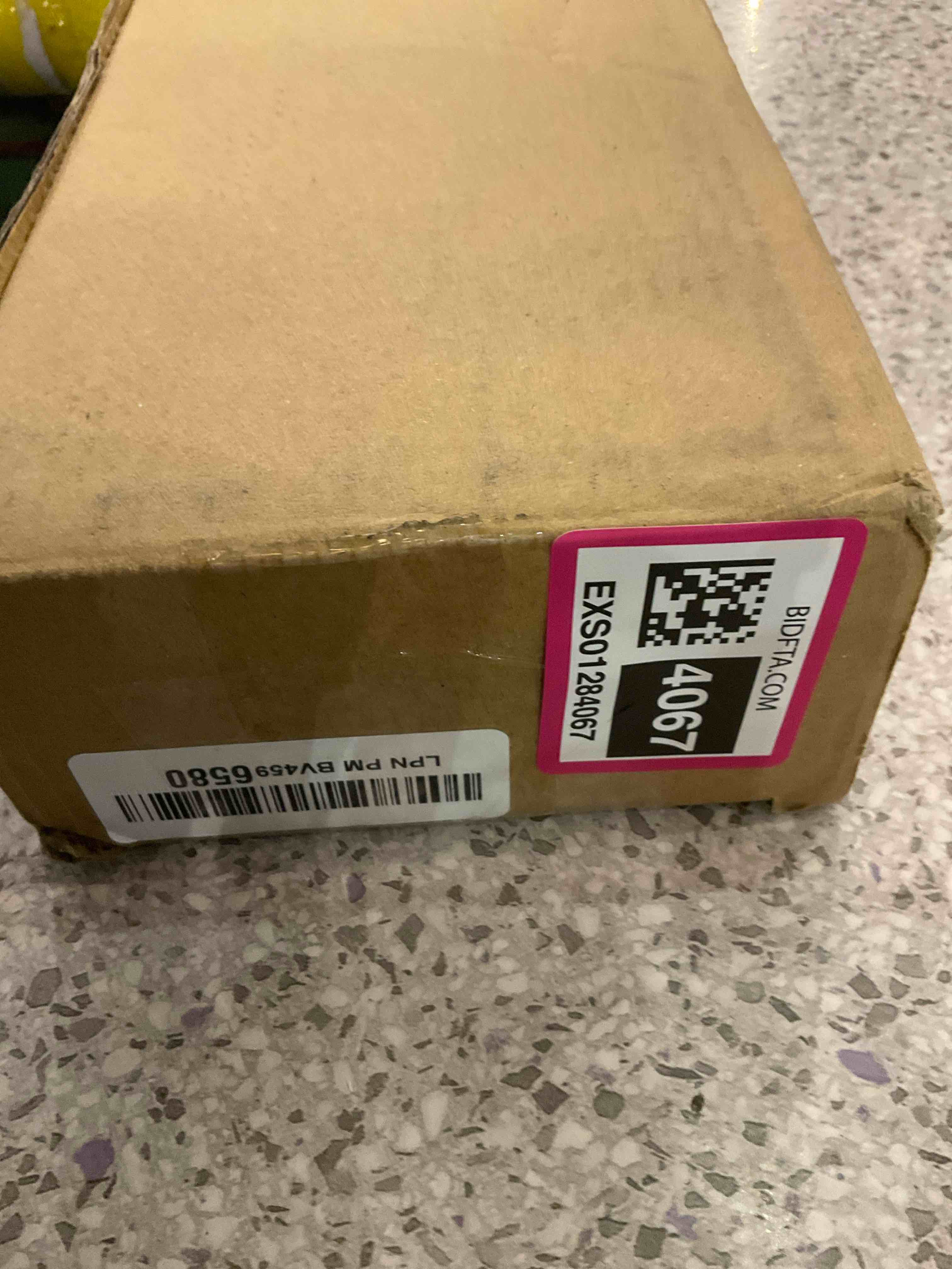 https://s3.amazonaws.com/lotting-images-prod/BargainHunt/EXS01284067_1712682877844.jpeg