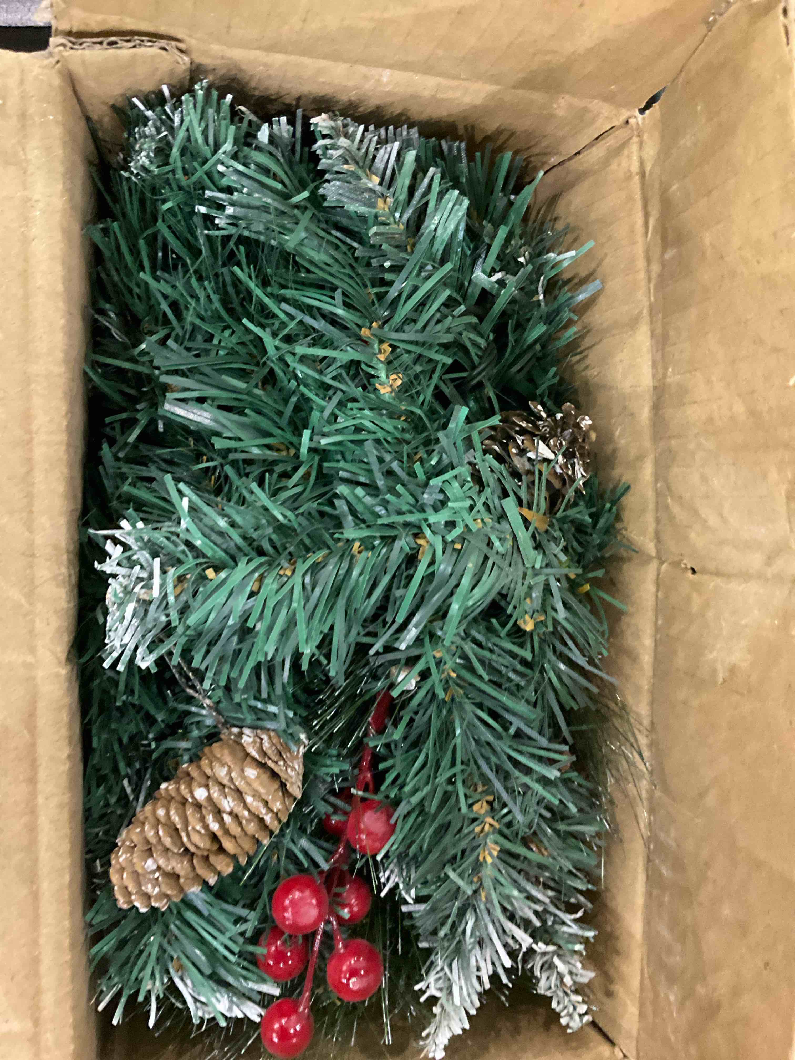 https://s3.amazonaws.com/lotting-images-prod/BargainHunt/EXS01284102_1712747929439.jpeg
