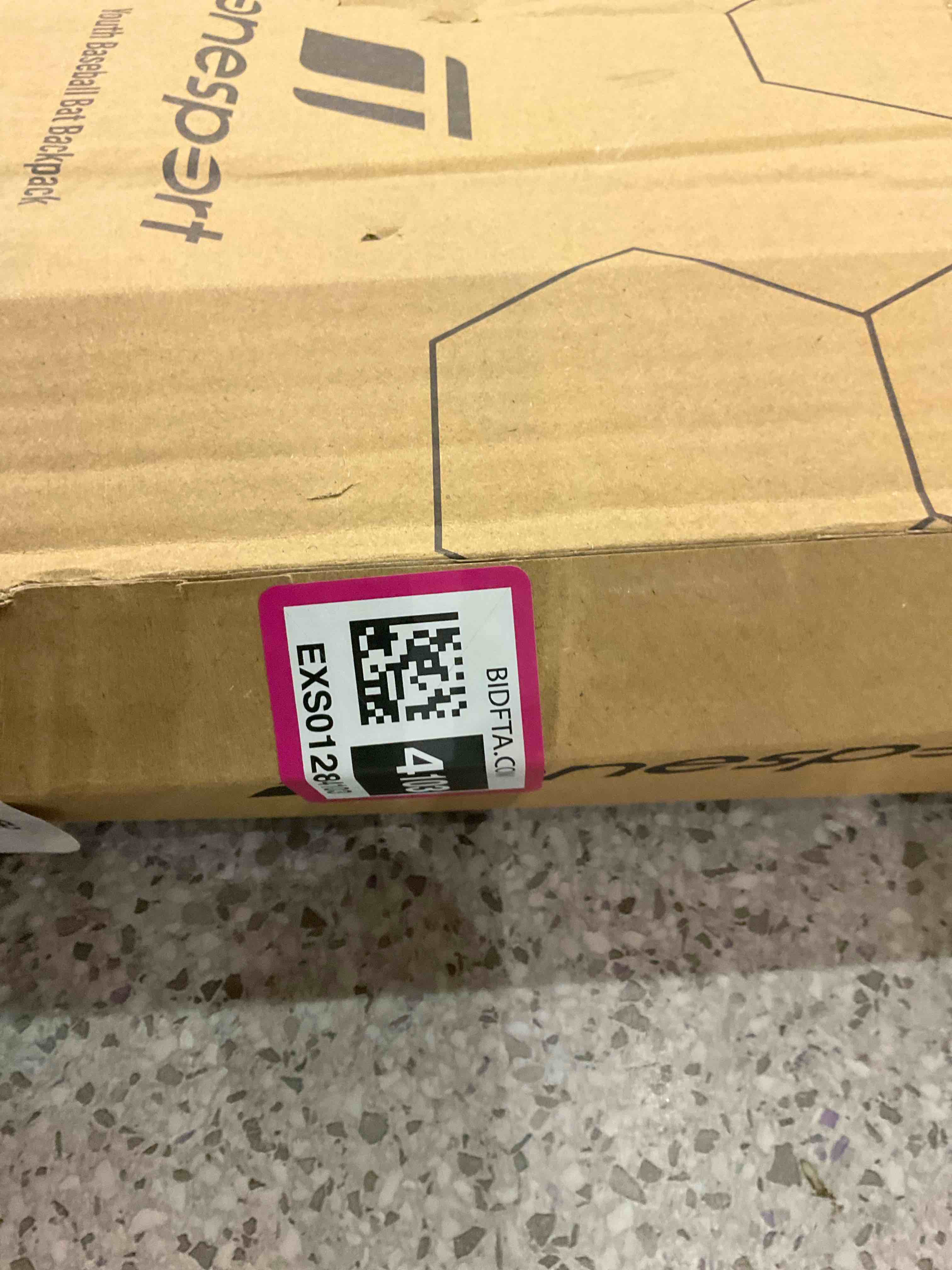 https://s3.amazonaws.com/lotting-images-prod/BargainHunt/EXS01284103_1712748107430.jpeg