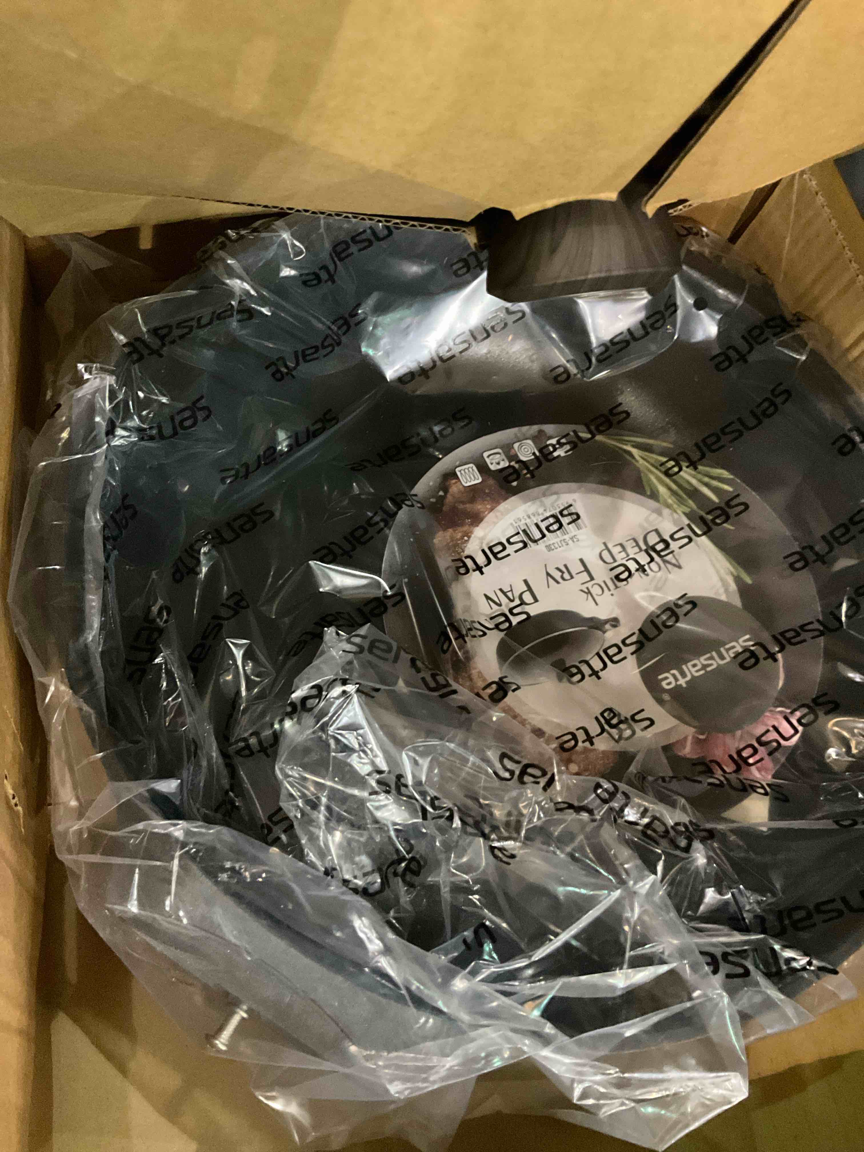 https://s3.amazonaws.com/lotting-images-prod/BargainHunt/EXS01284160_1712758218641.jpeg