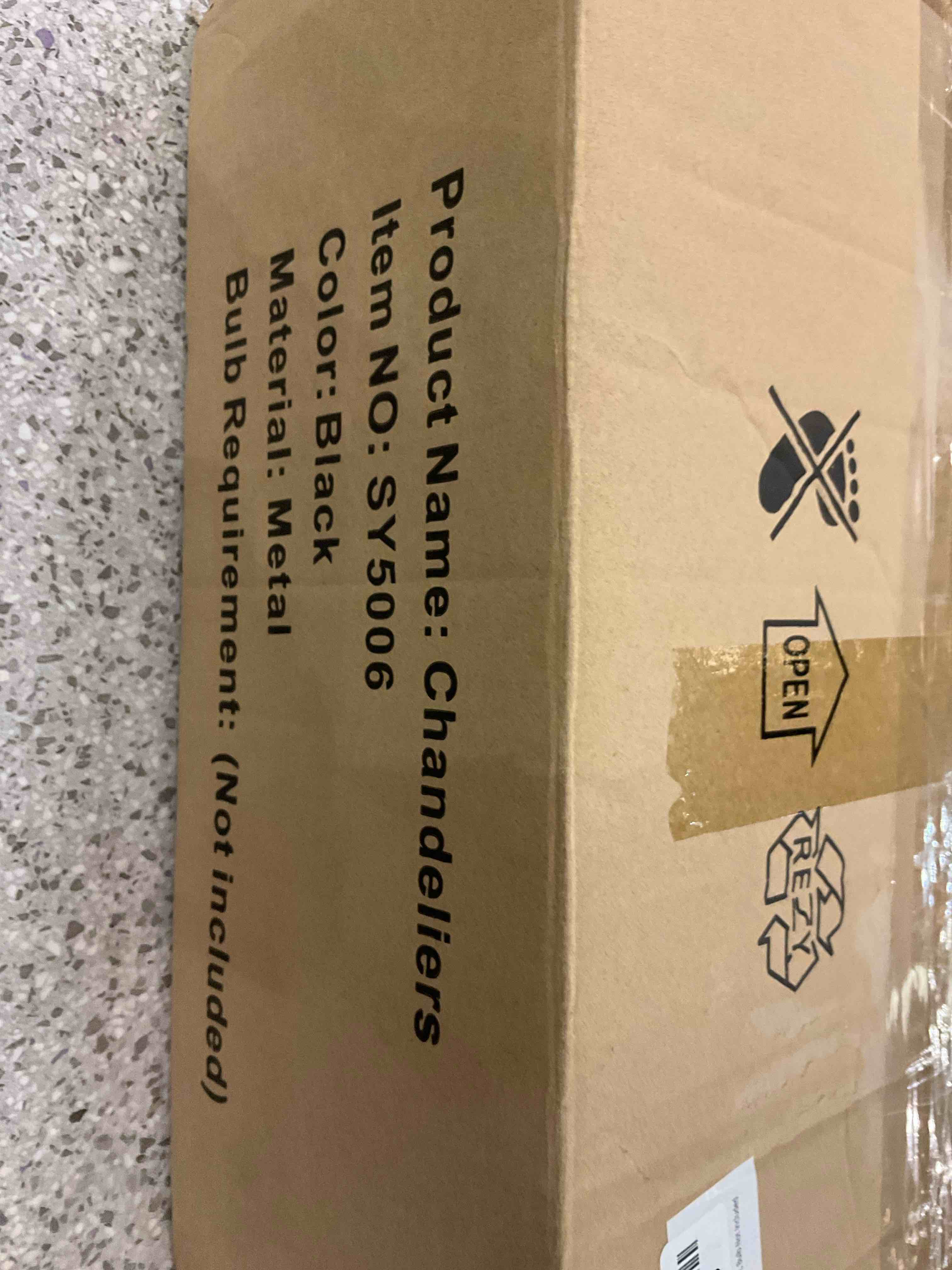 https://s3.amazonaws.com/lotting-images-prod/BargainHunt/EXS01284161_1712758416524.jpeg