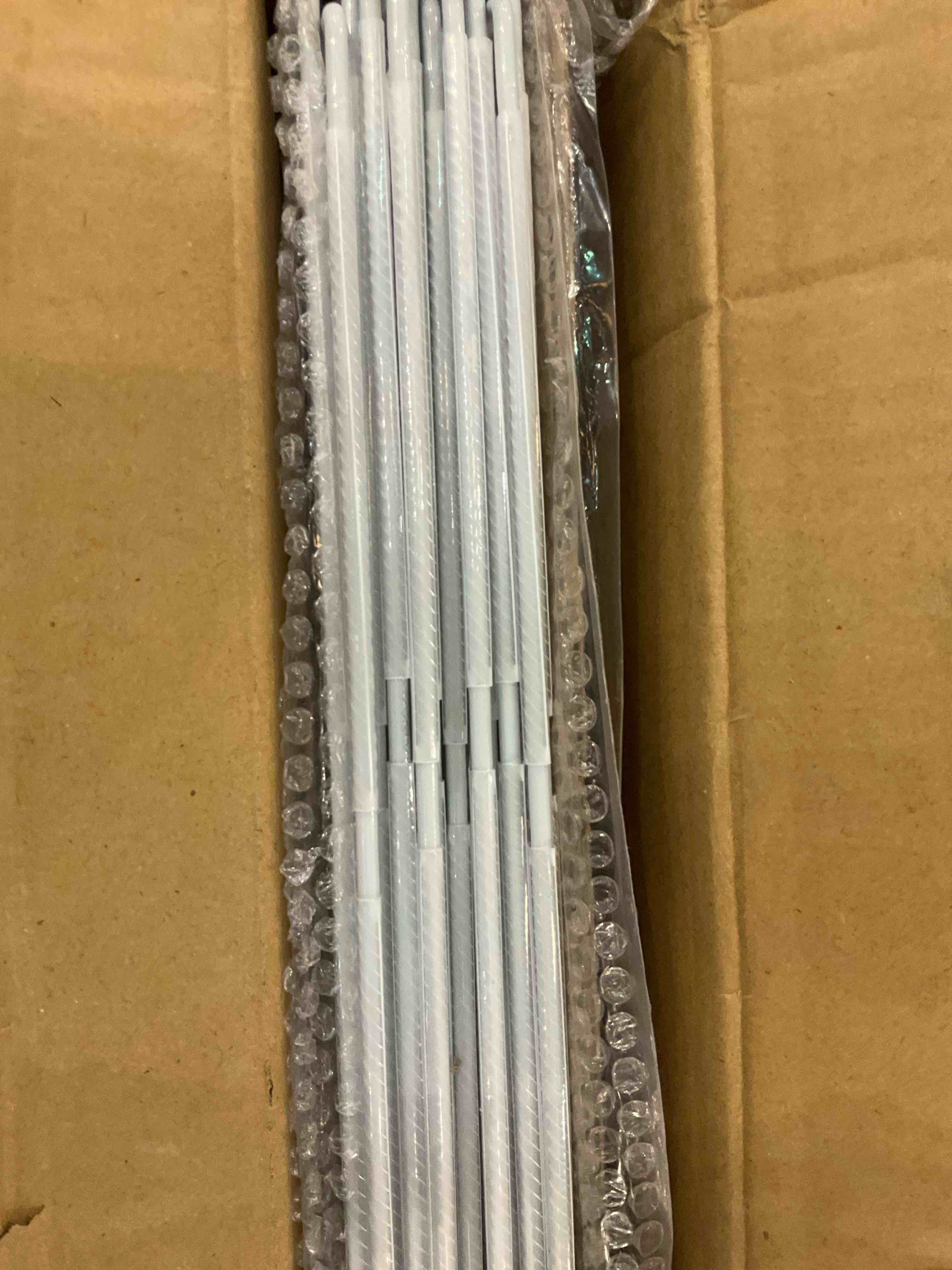 https://s3.amazonaws.com/lotting-images-prod/BargainHunt/EXS01284170_1712759995880.jpeg
