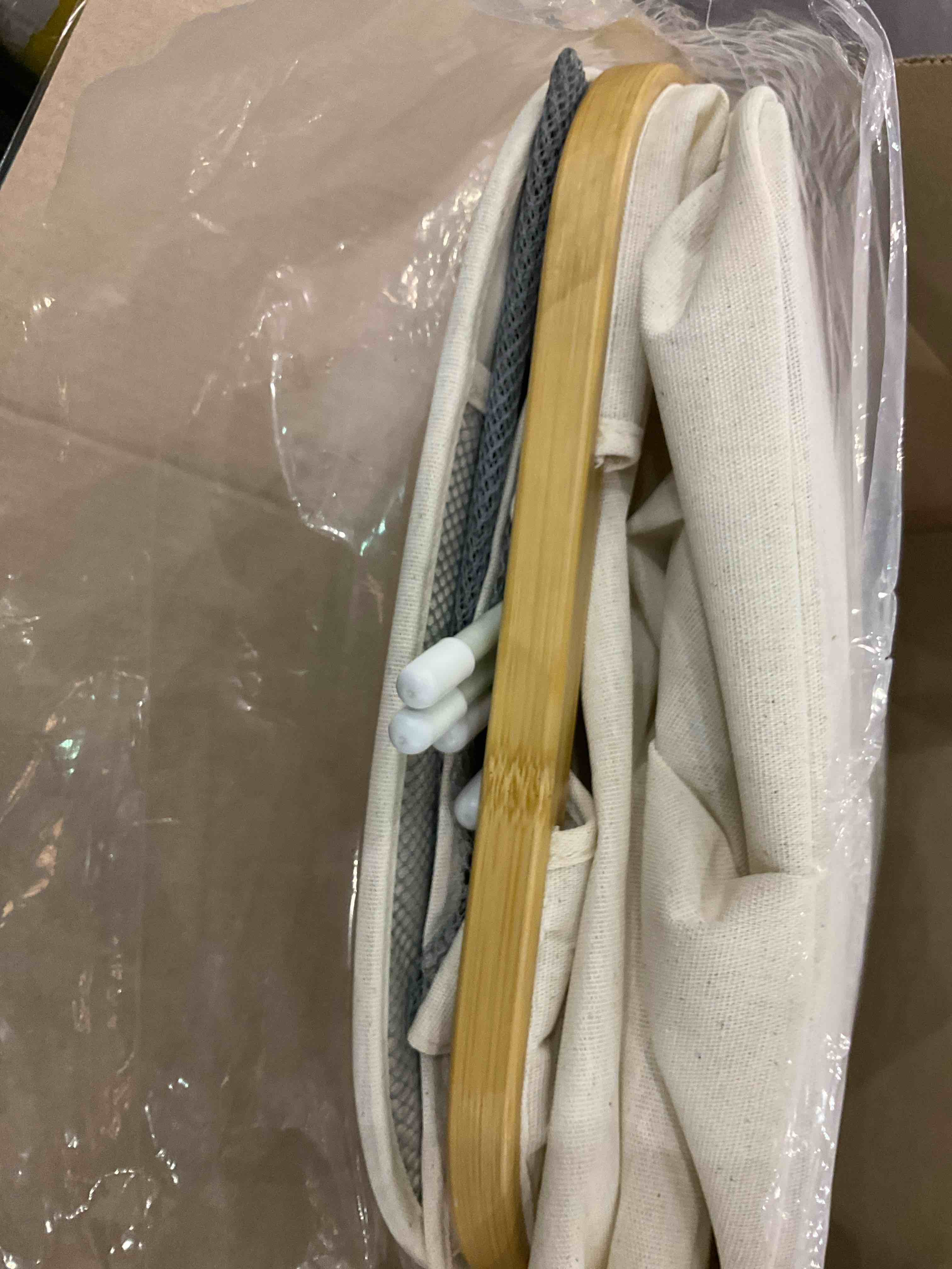 https://s3.amazonaws.com/lotting-images-prod/BargainHunt/EXS01284351_1712861033091.jpeg