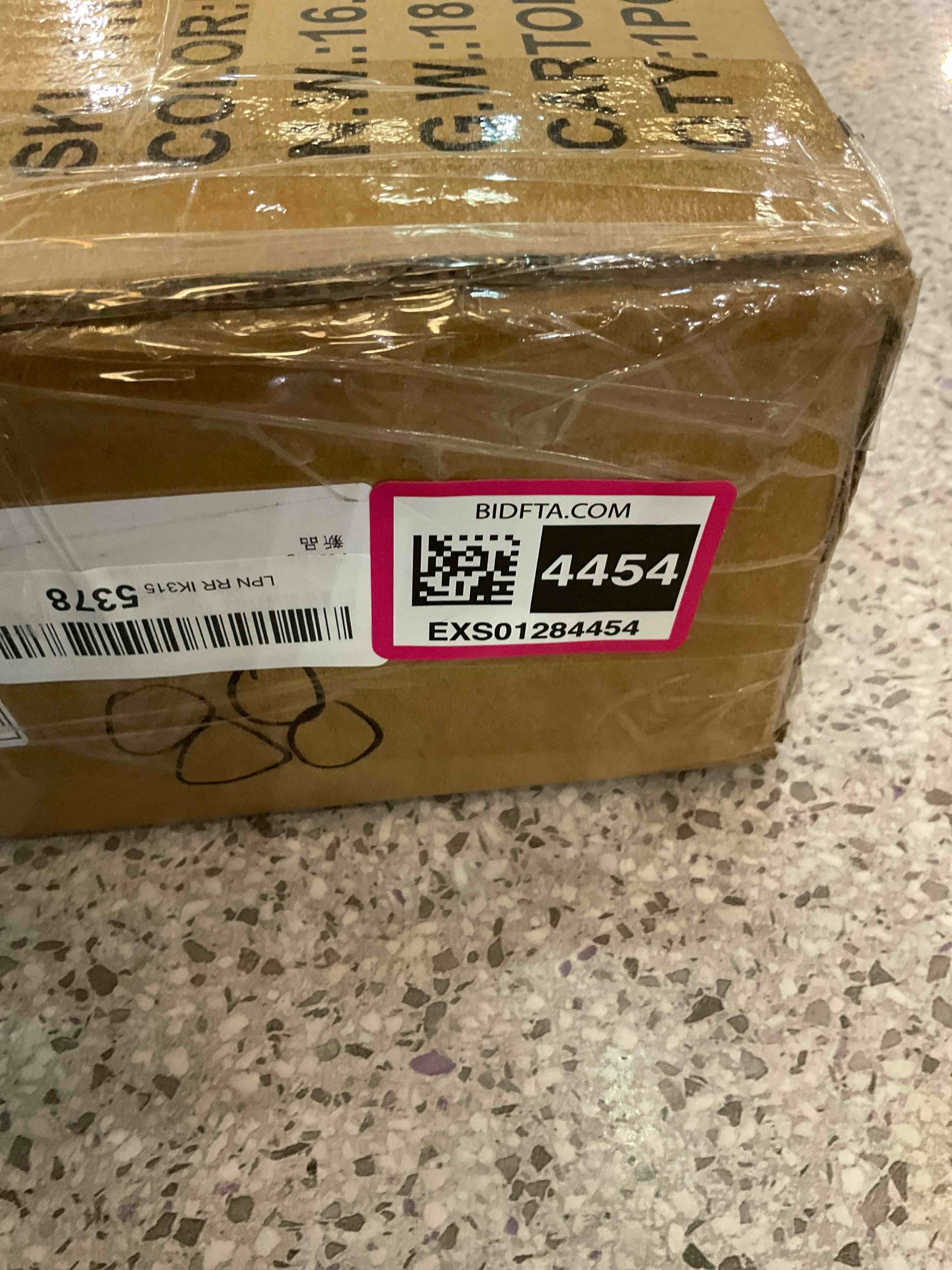 https://s3.amazonaws.com/lotting-images-prod/BargainHunt/EXS01284454_1712940256027.jpeg