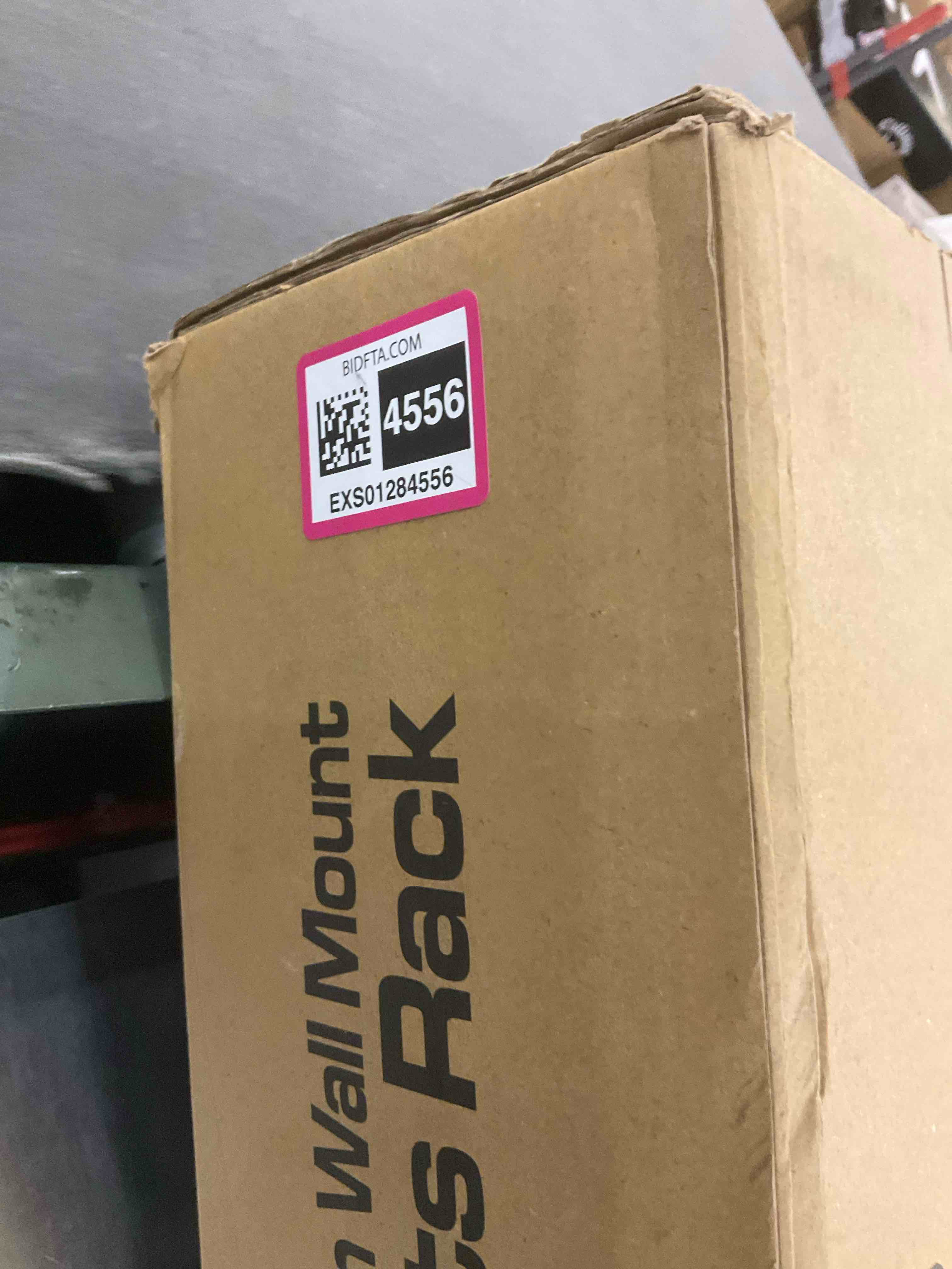 https://s3.amazonaws.com/lotting-images-prod/BargainHunt/EXS01284556_1713189524234.jpeg
