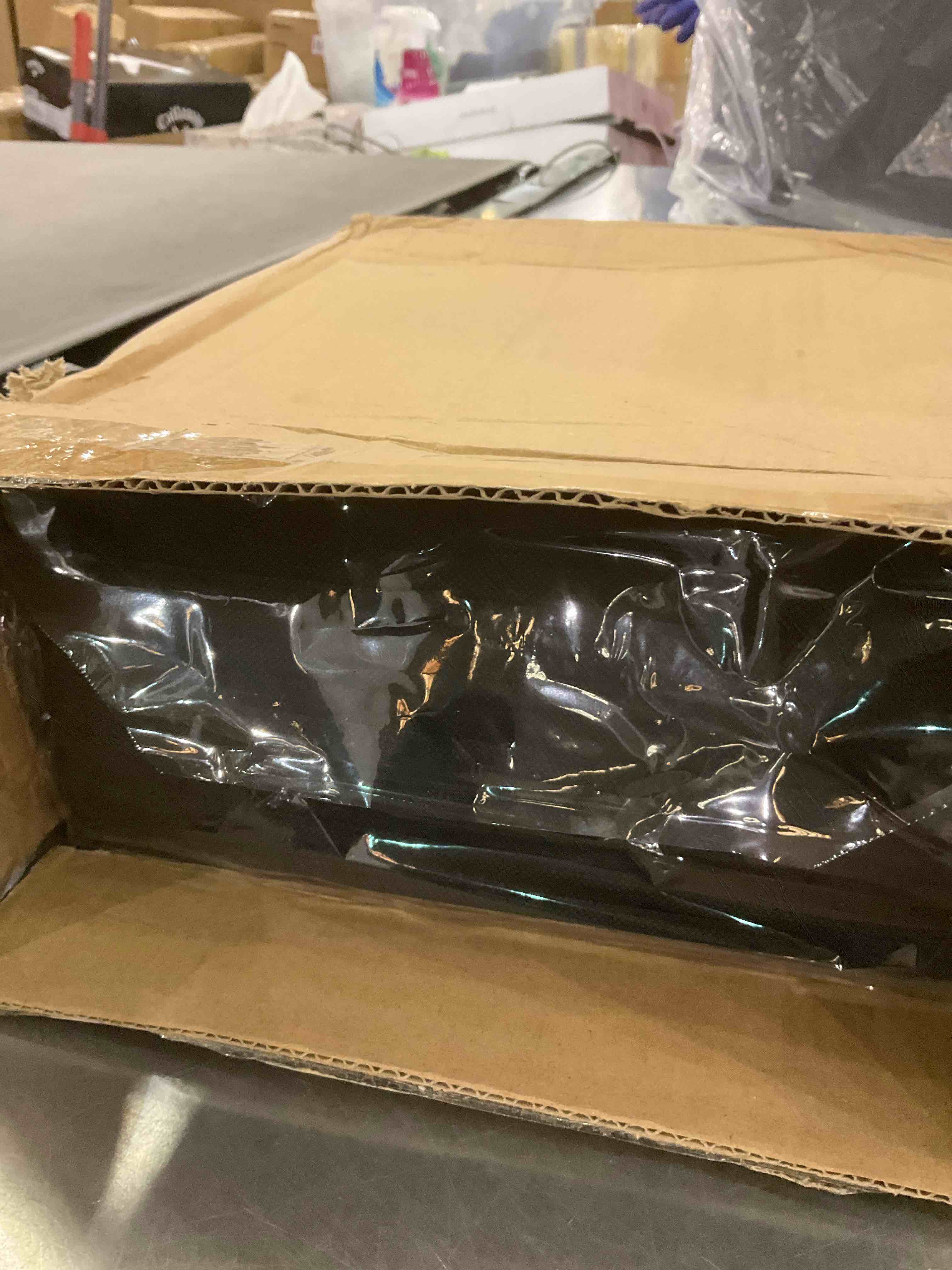 https://s3.amazonaws.com/lotting-images-prod/BargainHunt/EXS01284566_1713190373761.jpeg