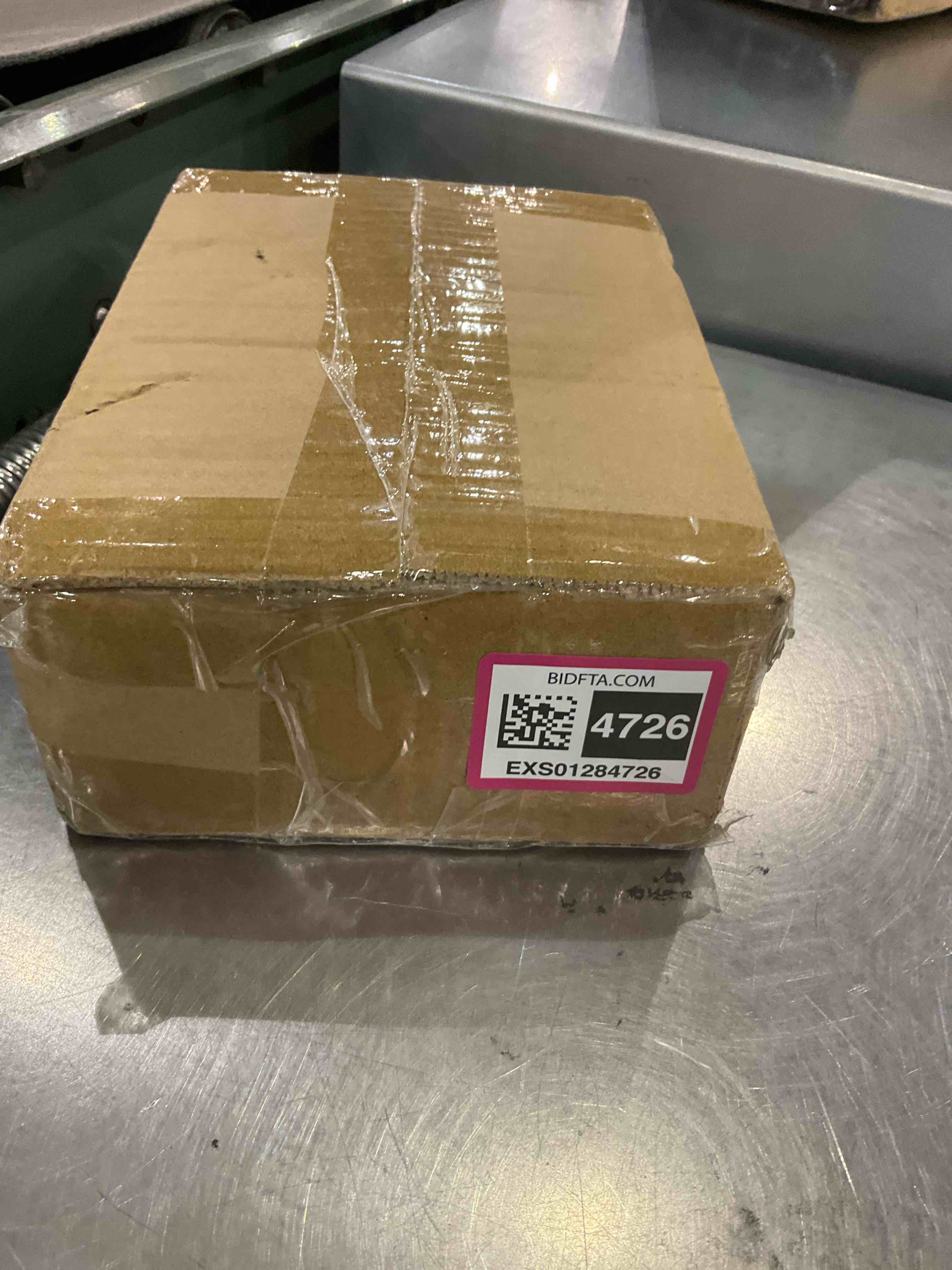 https://s3.amazonaws.com/lotting-images-prod/BargainHunt/EXS01284726_1713270041544.jpeg