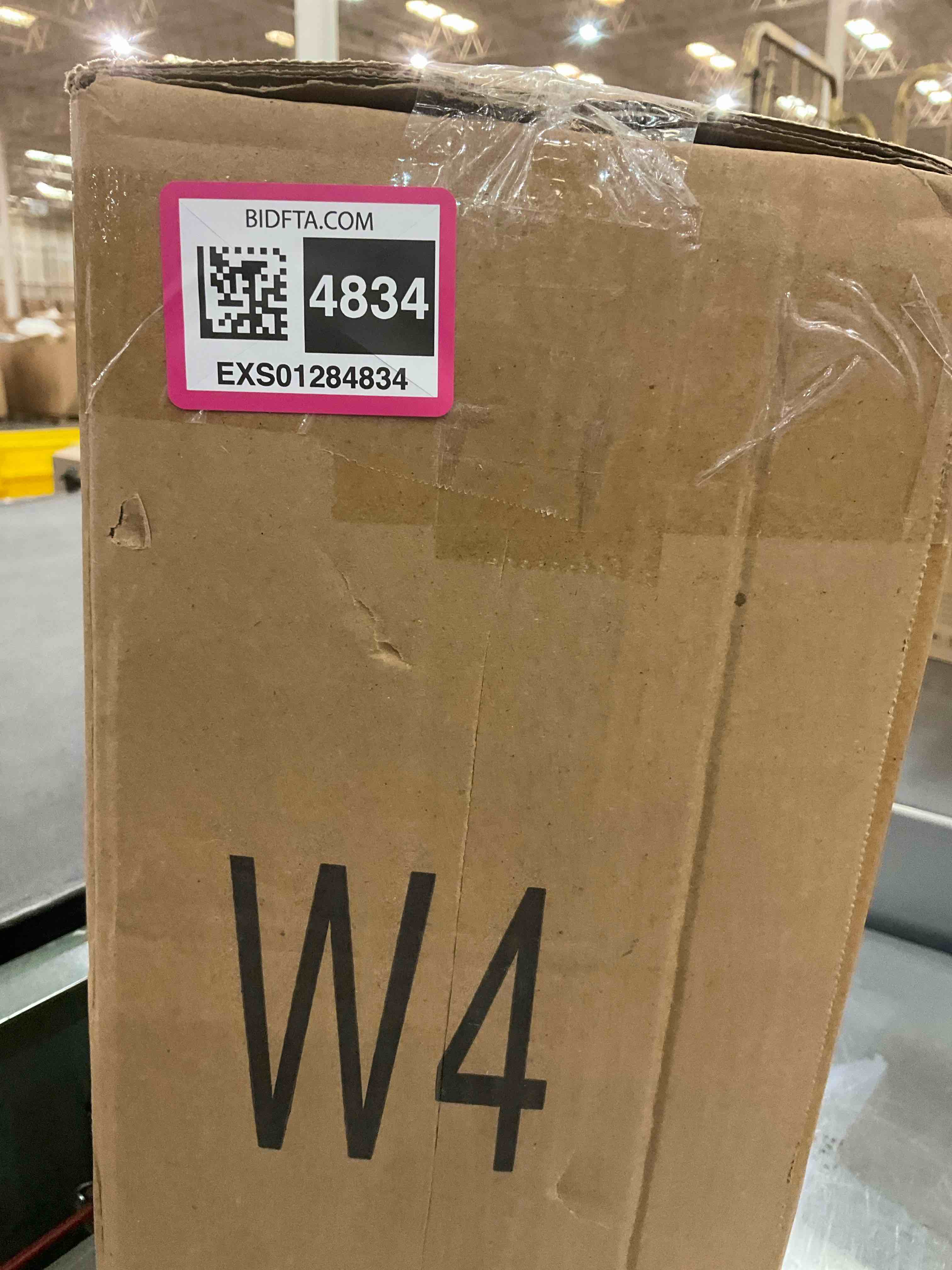https://s3.amazonaws.com/lotting-images-prod/BargainHunt/EXS01284834_1713289412331.jpeg