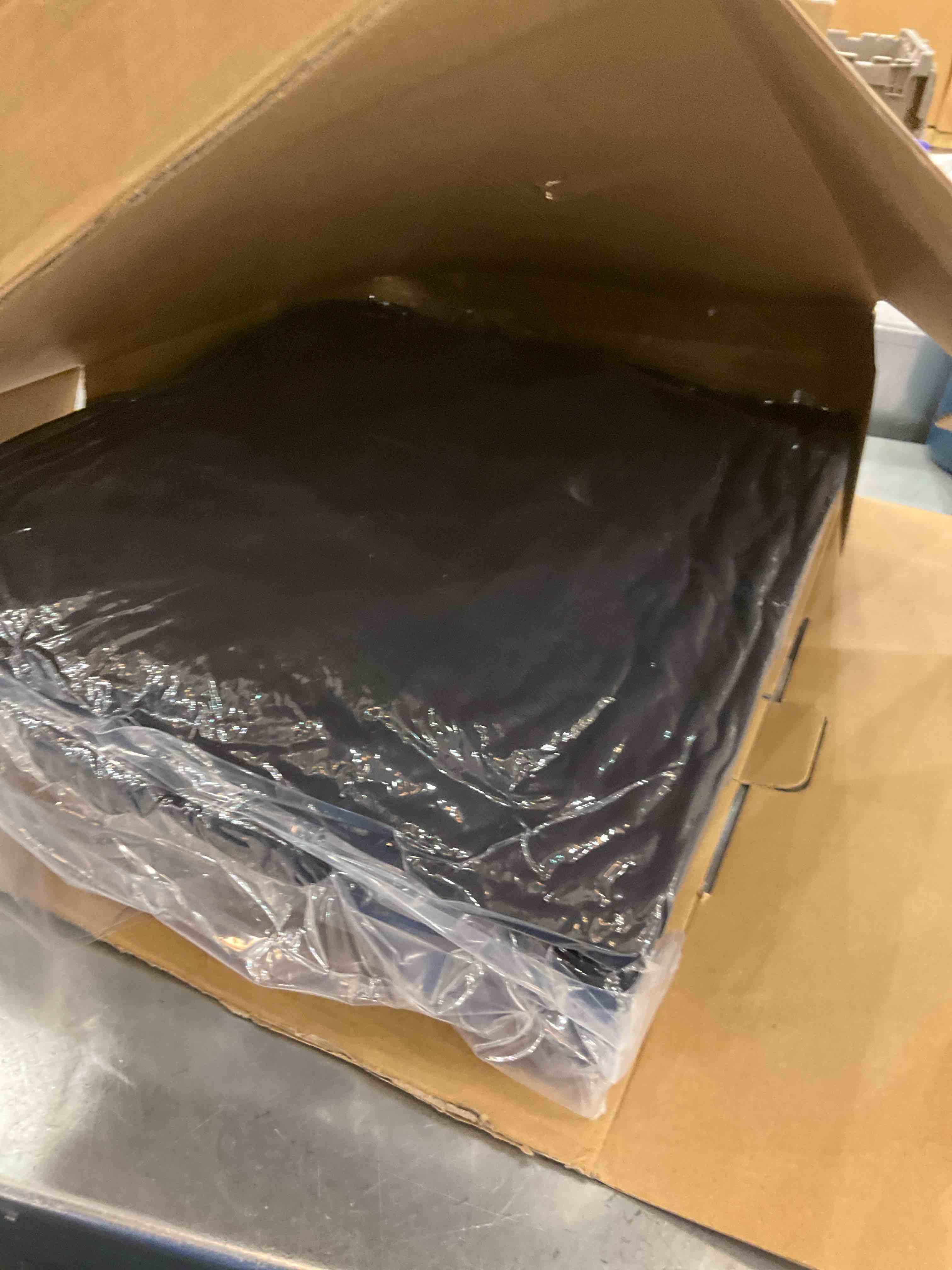 https://s3.amazonaws.com/lotting-images-prod/BargainHunt/EXS01284835_1713289722843.jpeg