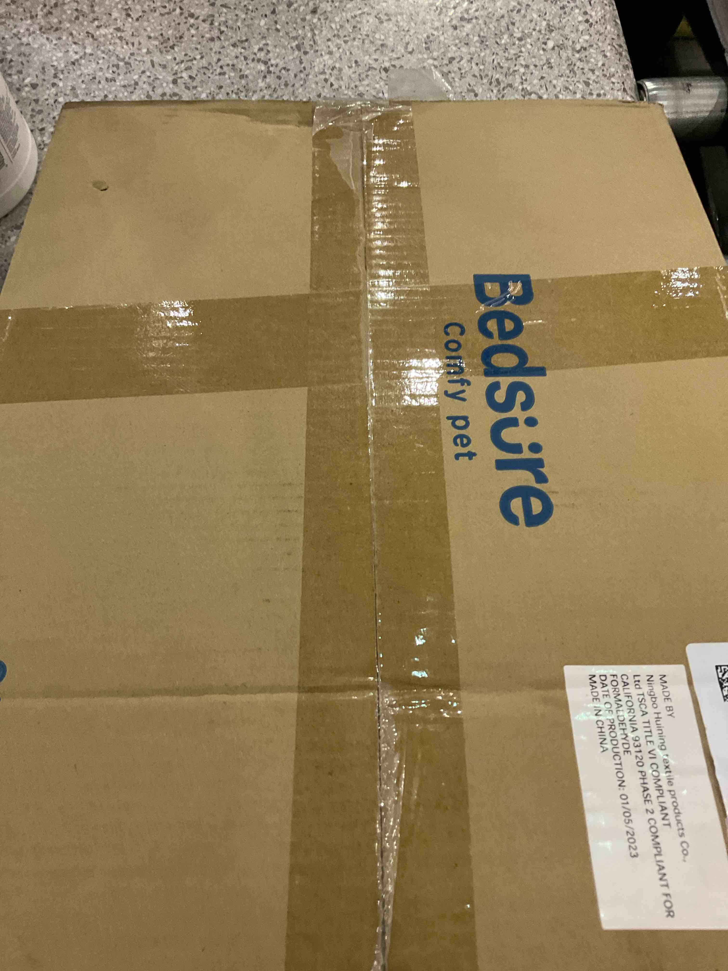 https://s3.amazonaws.com/lotting-images-prod/BargainHunt/EXS01285239_1713270185617.jpeg