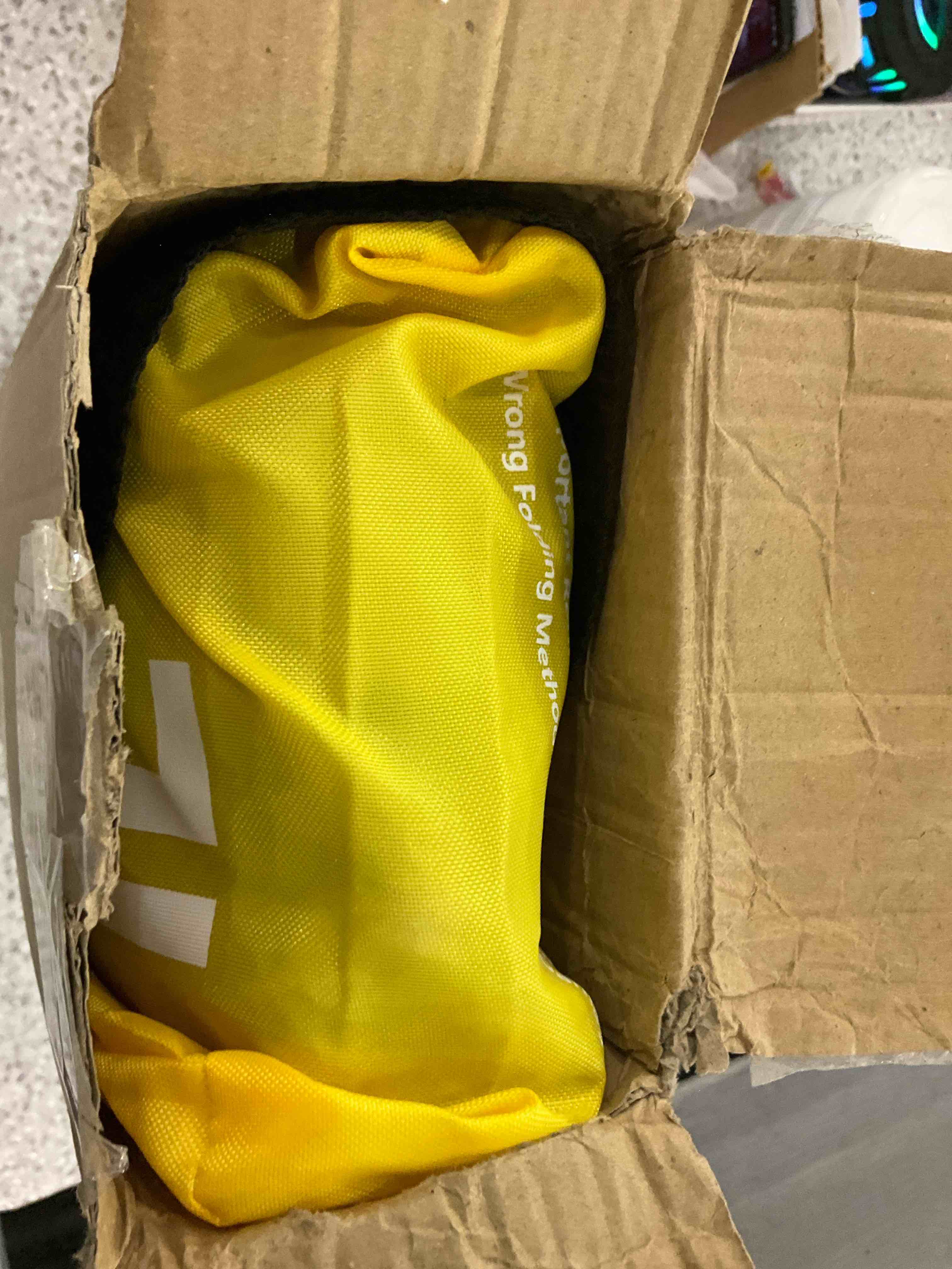 https://s3.amazonaws.com/lotting-images-prod/BargainHunt/EXS01285432_1713375645173.jpeg