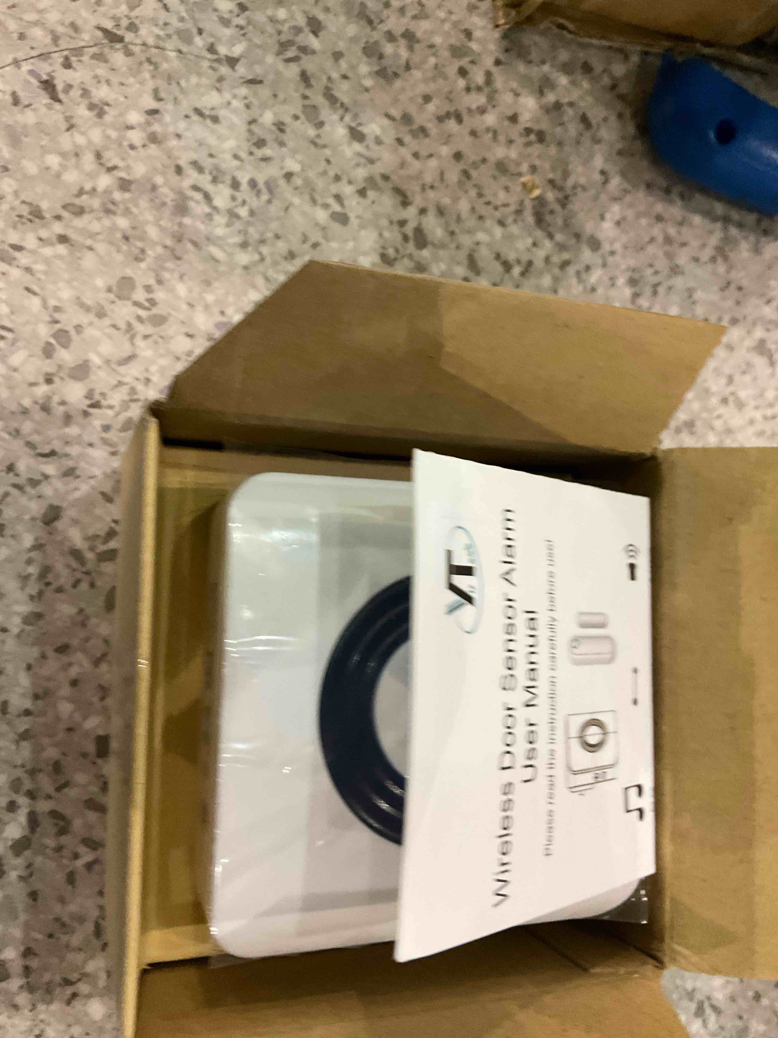 https://s3.amazonaws.com/lotting-images-prod/BargainHunt/EXS01285501_1713179376785.jpeg