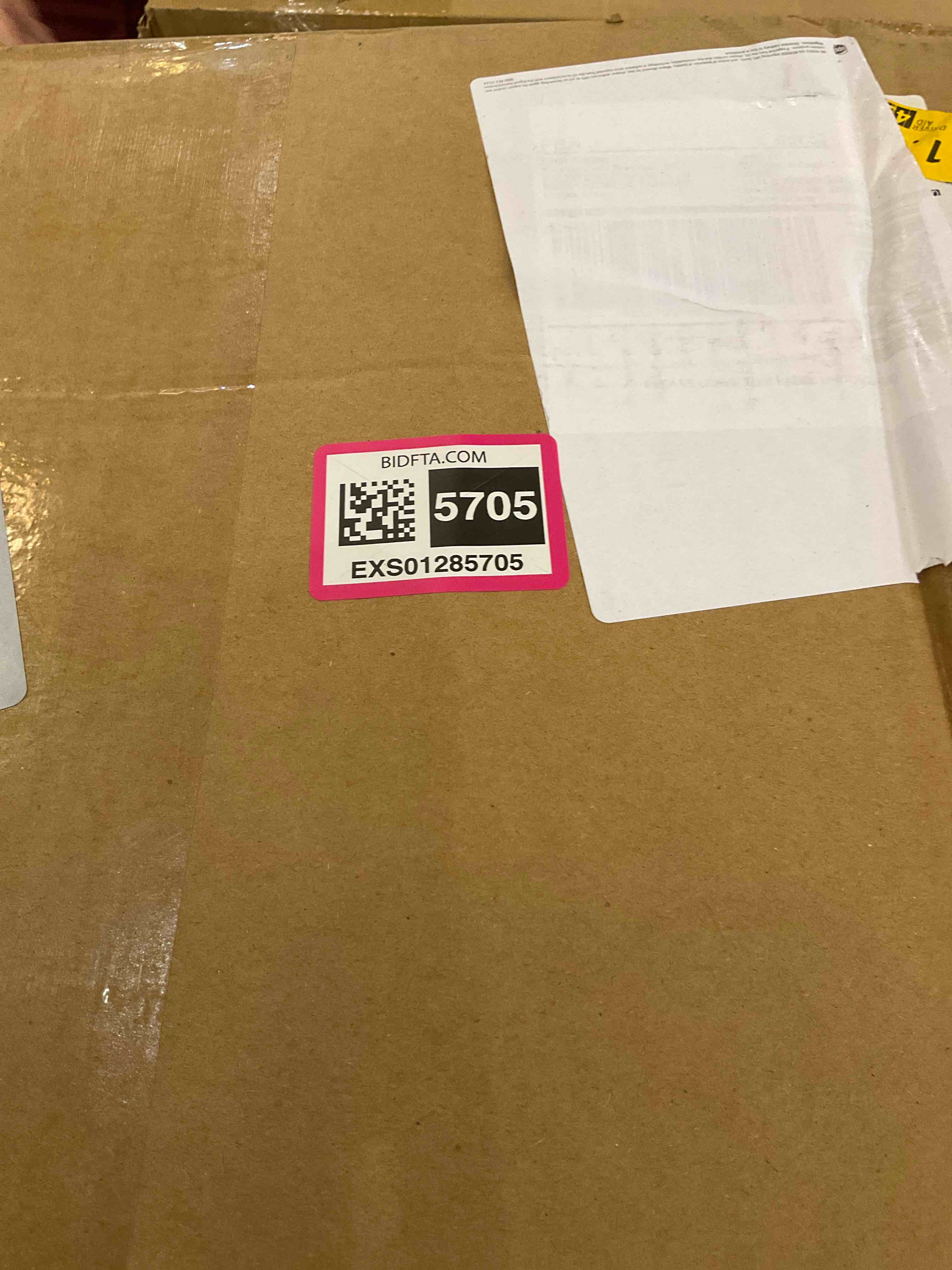 https://s3.amazonaws.com/lotting-images-prod/BargainHunt/EXS01285705_1713285863103.jpeg