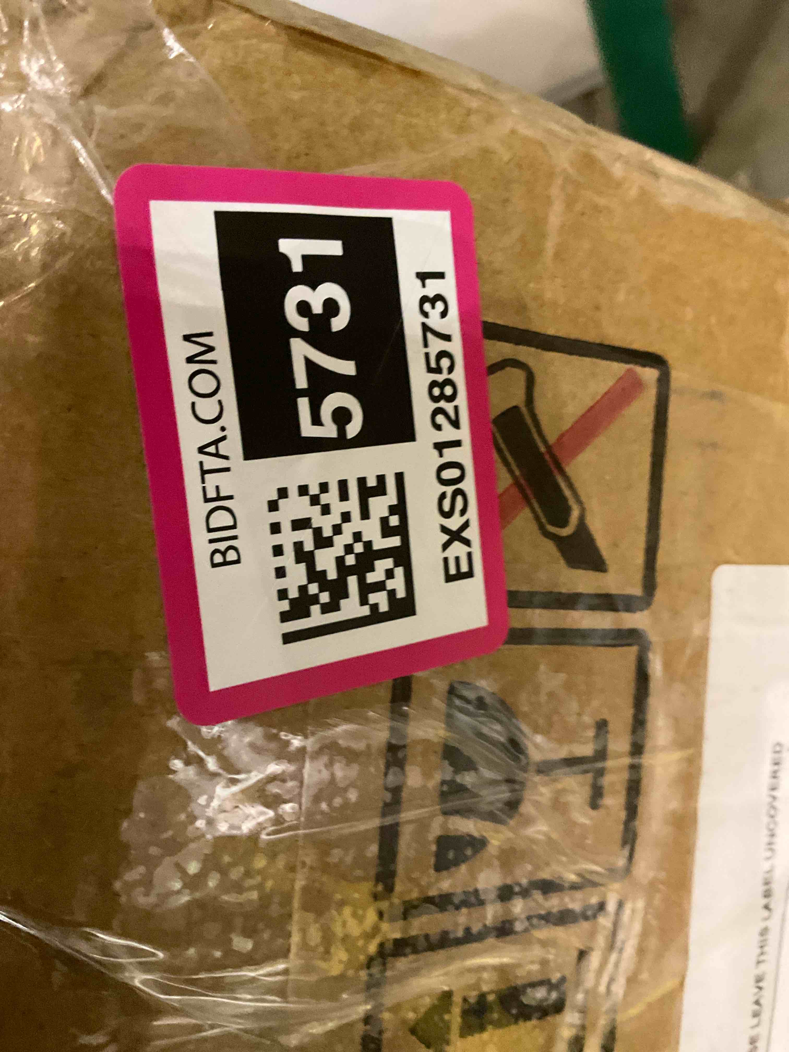 https://s3.amazonaws.com/lotting-images-prod/BargainHunt/EXS01285731_1713292710348.jpeg