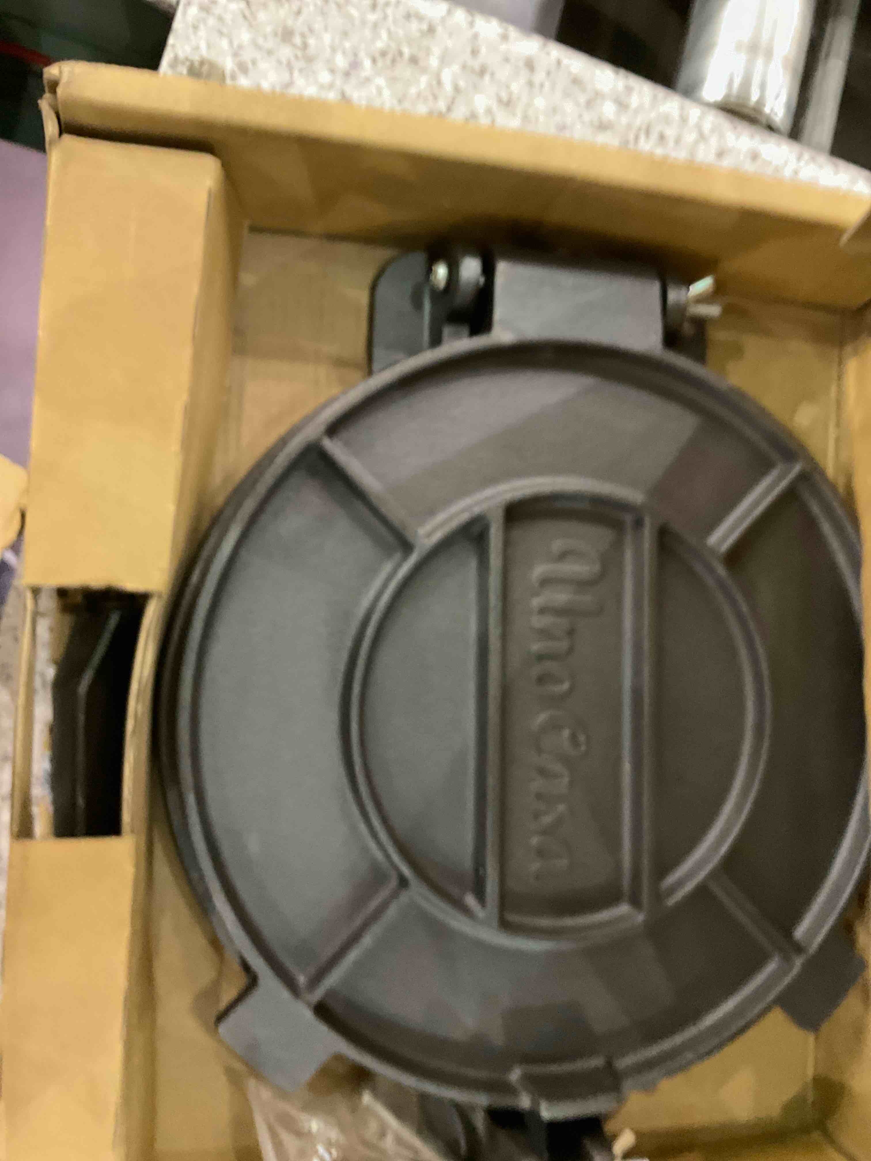https://s3.amazonaws.com/lotting-images-prod/BargainHunt/EXS01285797_1713361175865.jpeg