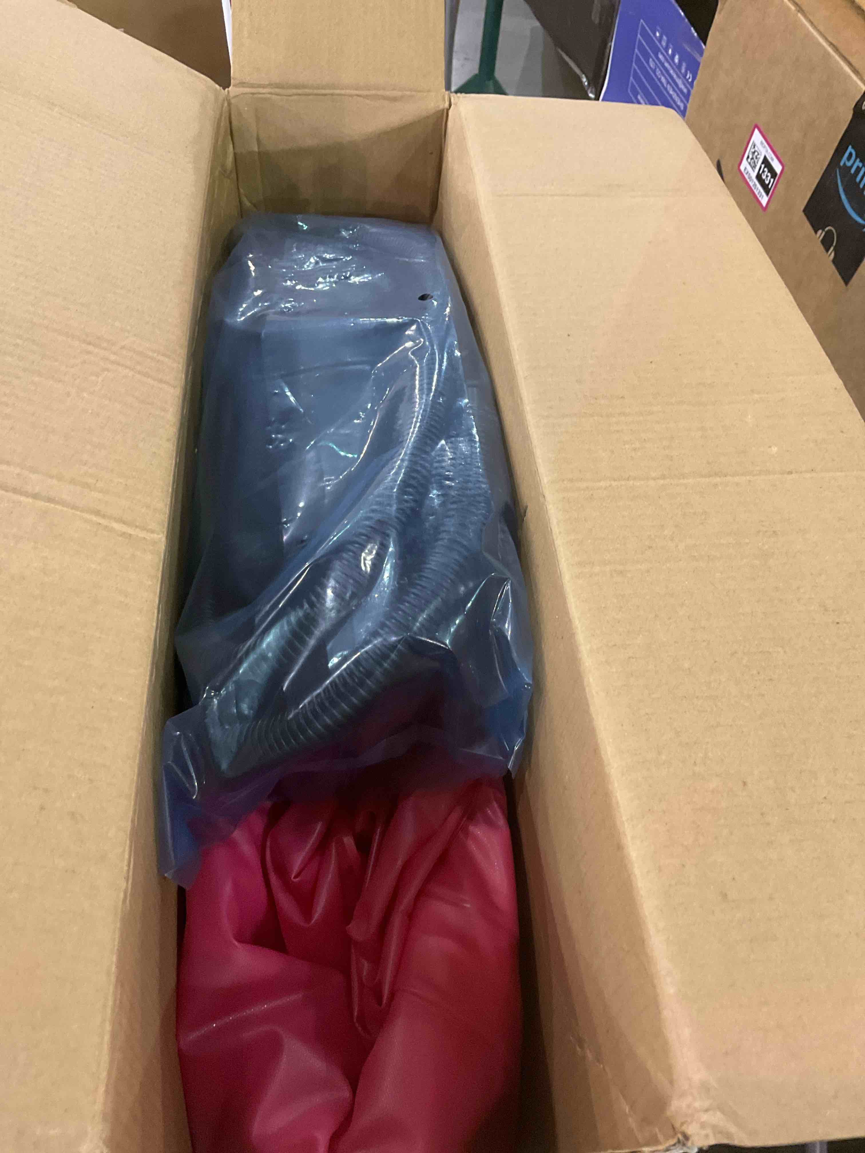 https://s3.amazonaws.com/lotting-images-prod/BargainHunt/EXS01286165_1712317263742.jpeg