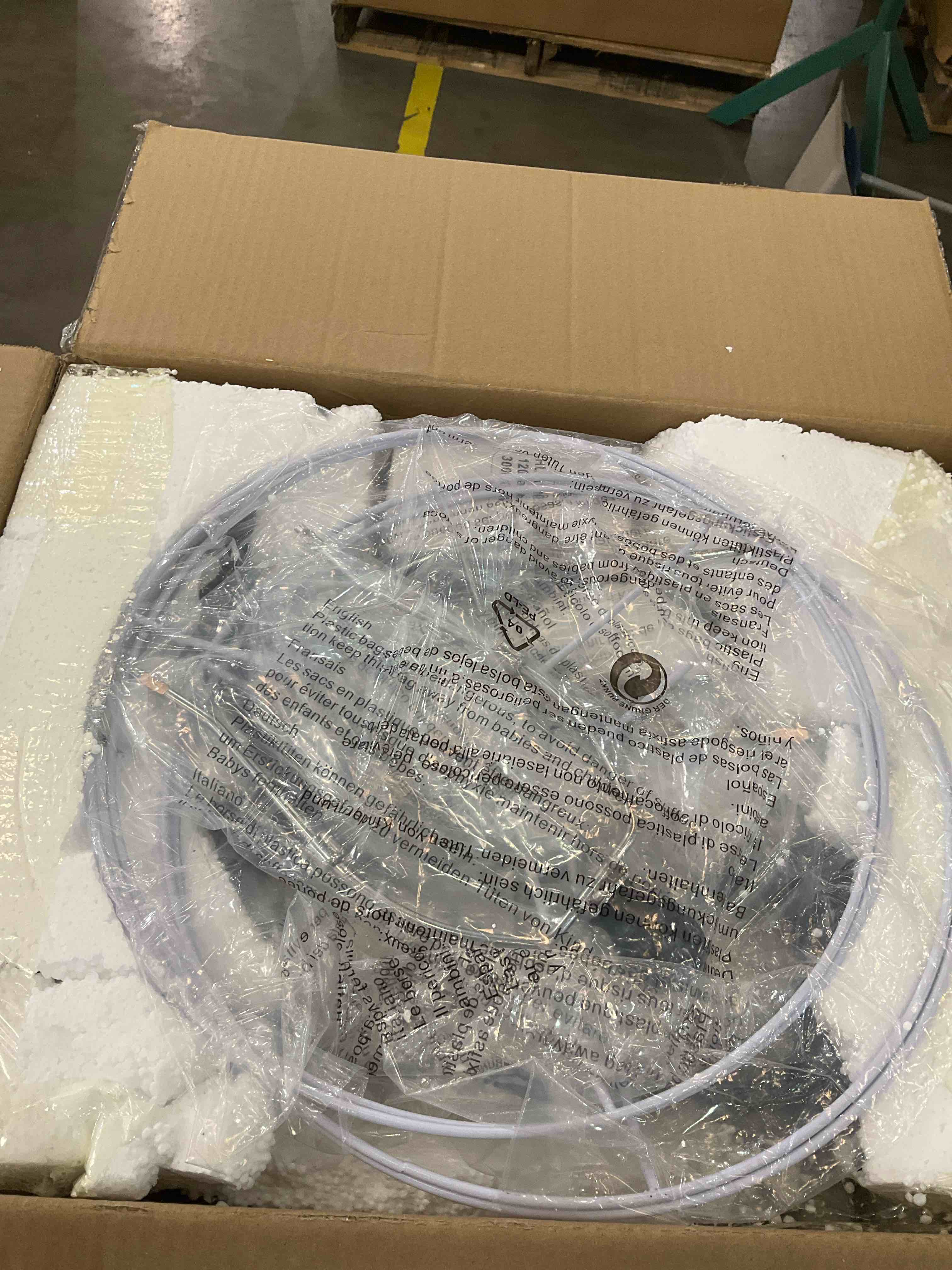 https://s3.amazonaws.com/lotting-images-prod/BargainHunt/EXS01286245_1712330761872.jpeg