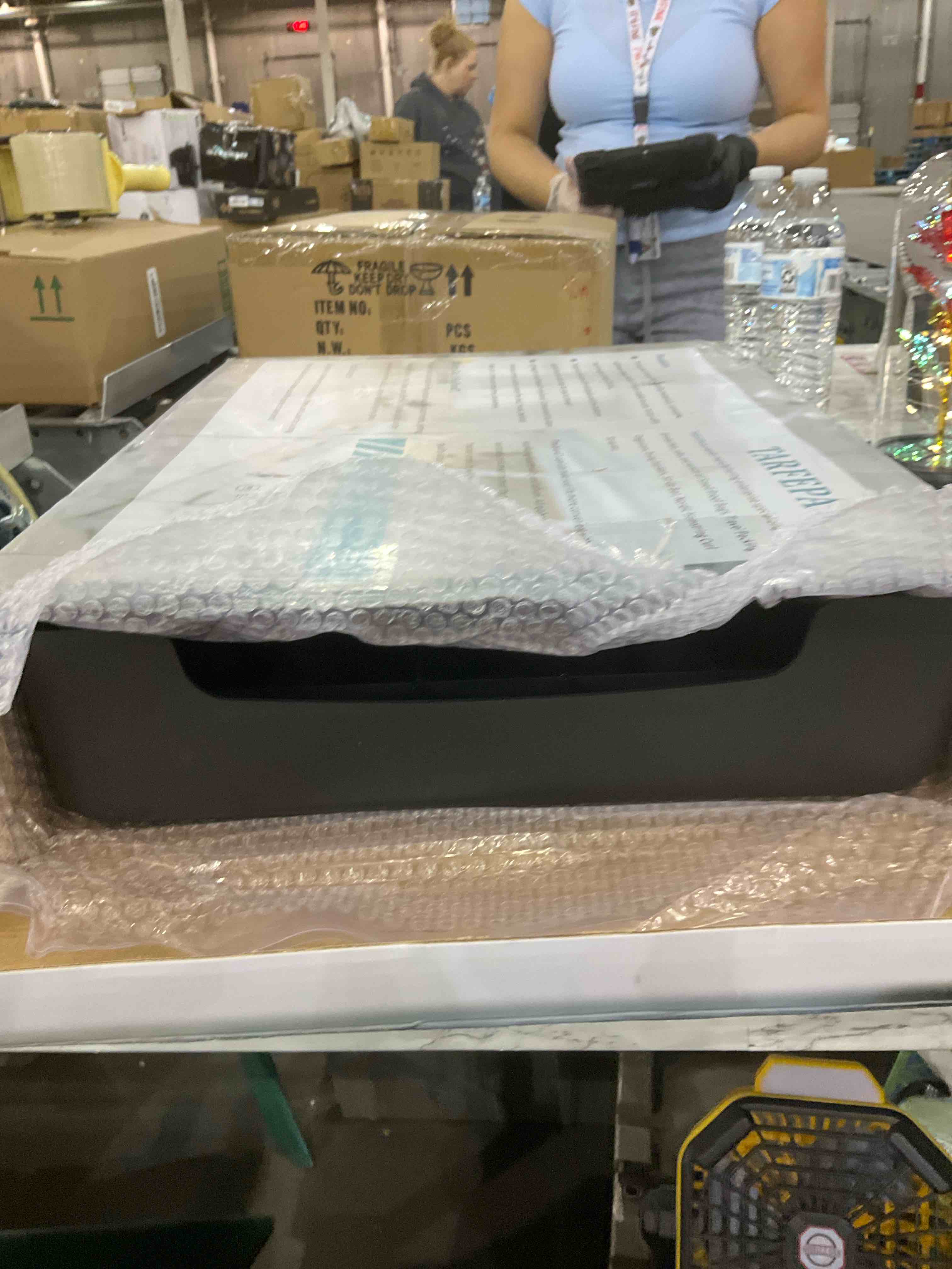 https://s3.amazonaws.com/lotting-images-prod/BargainHunt/EXS01286361_1712579159440.jpeg