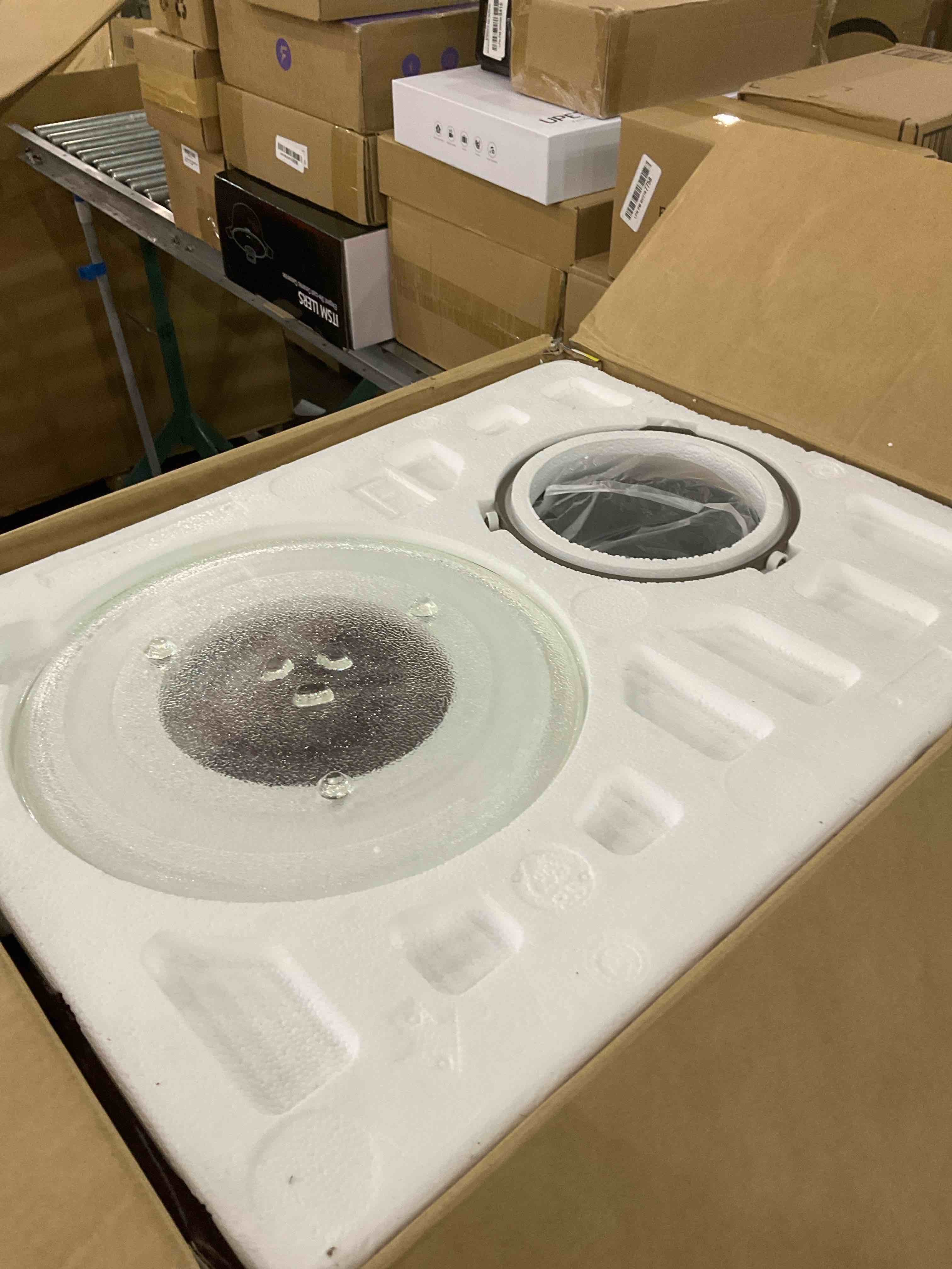 https://s3.amazonaws.com/lotting-images-prod/BargainHunt/EXS01286483_1712669337074.jpeg