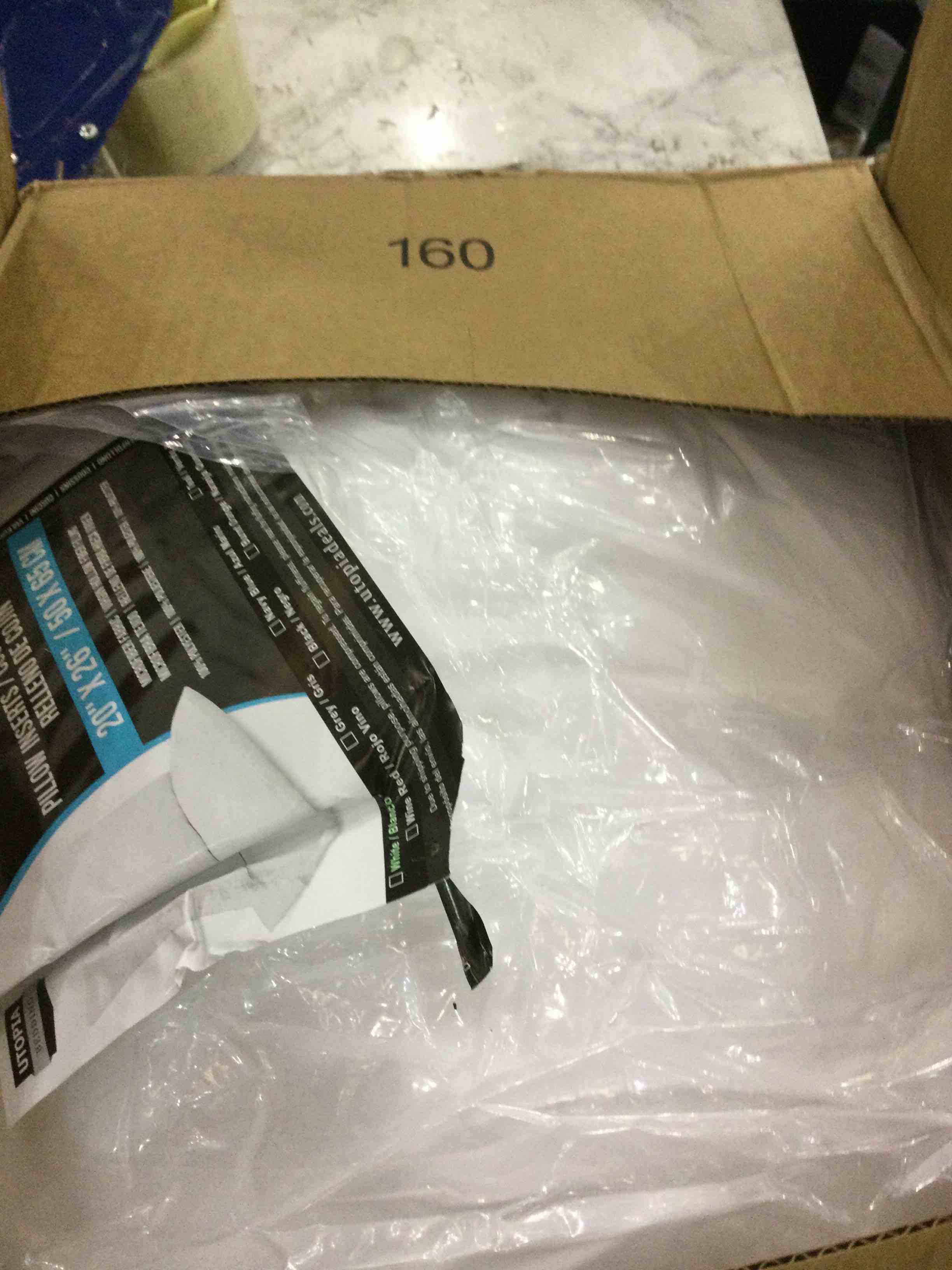 https://s3.amazonaws.com/lotting-images-prod/BargainHunt/EXS01286747_1712682321031.jpeg